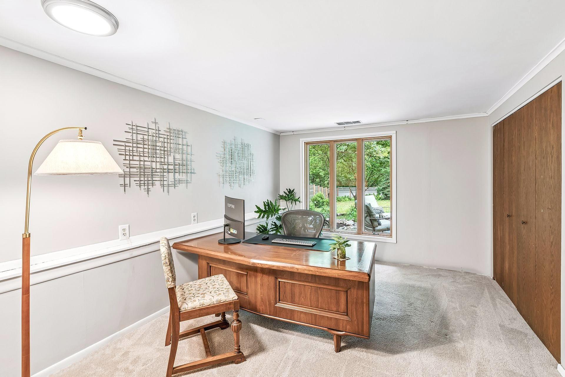 View of Residential at 15401 Willowood Drive, Minnetonka MN 55345, Minnetonka (19 of 35) - Mike Wilen | Minnesota Team Real Estate