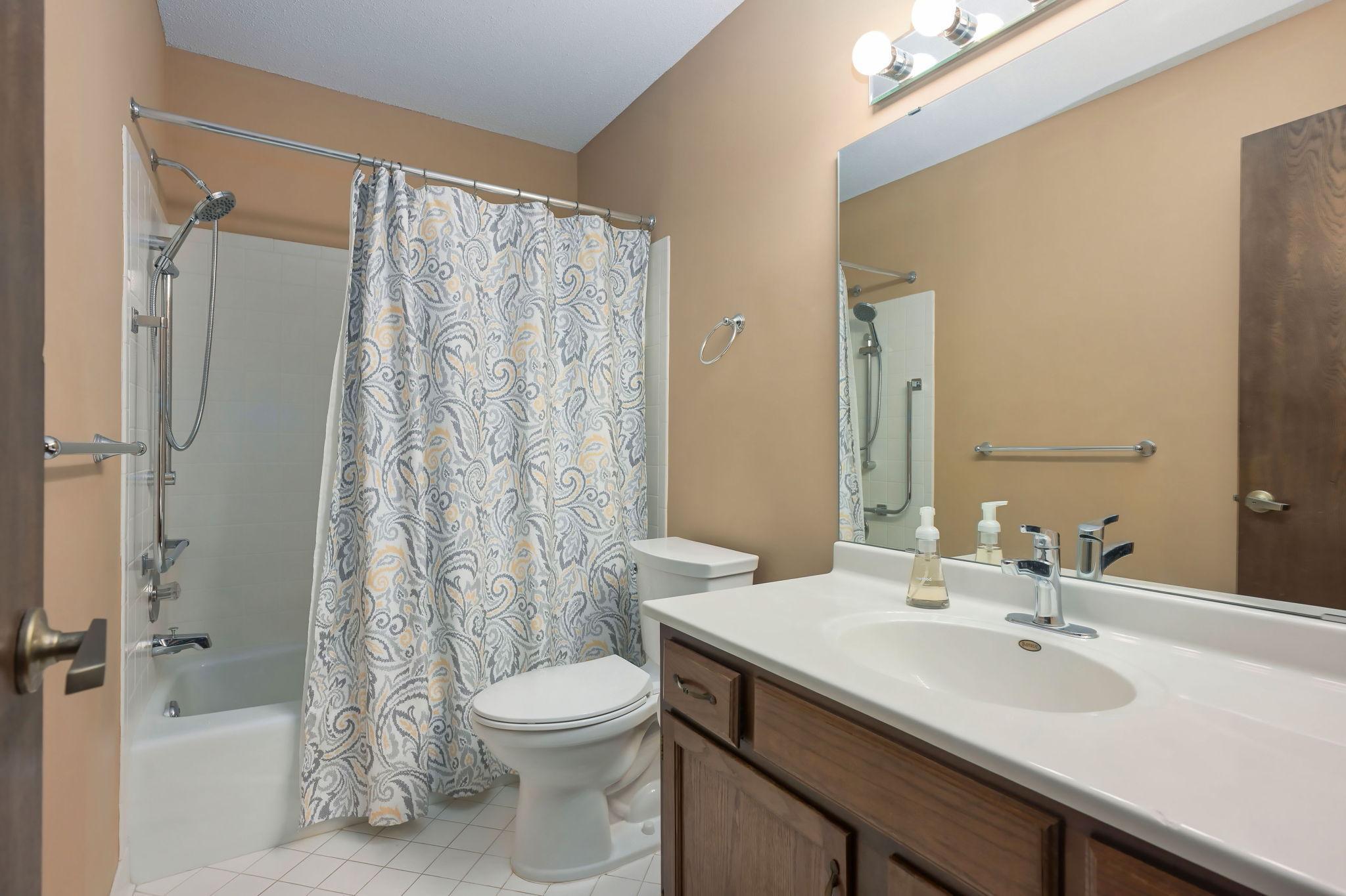 View of Residential at 9600 Portland Avenue #311, Bloomington MN 55420, Bloomington (11 of 33) - Mike Wilen | Minnesota Team Real Estate