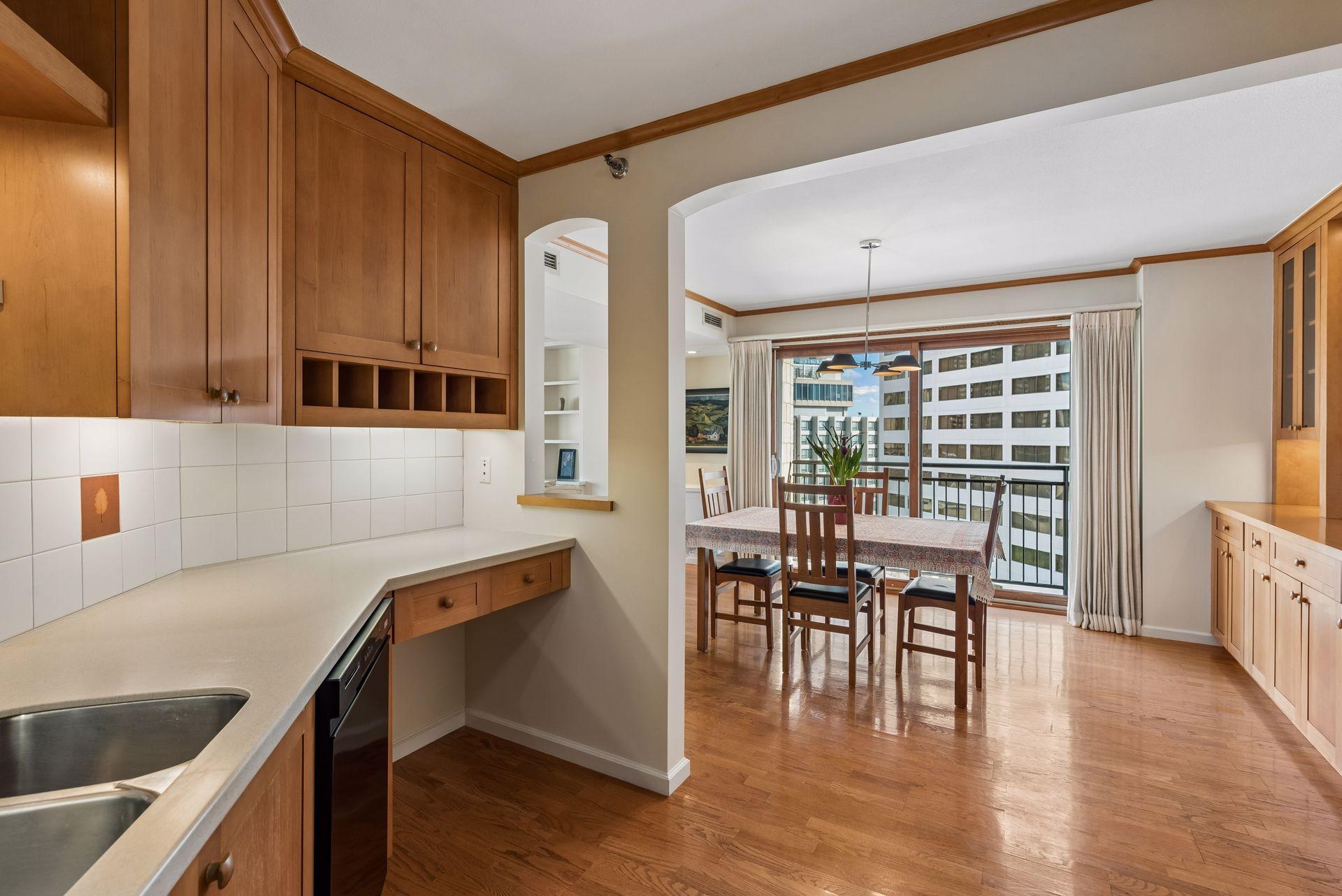 View of Residential at 1225 Lasalle Avenue #1307, Minneapolis MN 55403, Minneapolis (13 of 33) - Mike Wilen | Minnesota Team Real Estate
