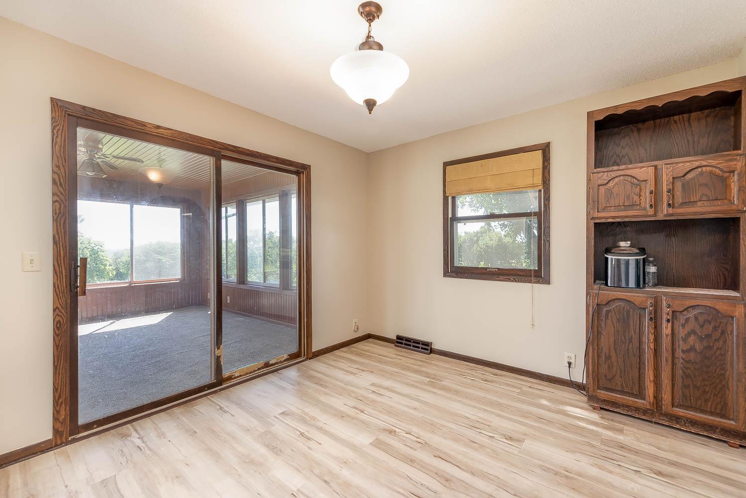 View of Residential at 33385 Sibley Heights Lane, Le Sueur MN 56058, Le Sueur (11 of 29) - Mike Wilen | Minnesota Team Real Estate