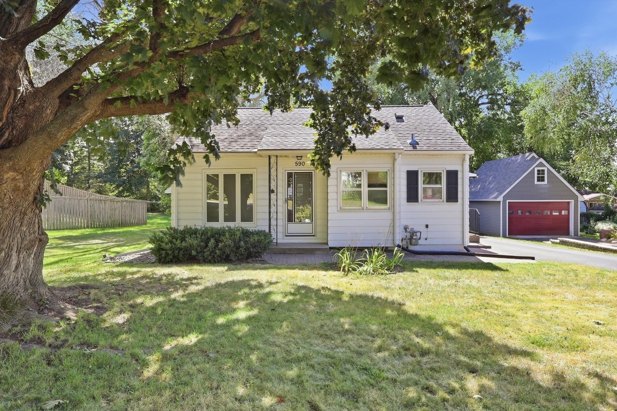 View of Single Family at 590 Valley Lane, Mendota Heights - Mike Wilen | Minnesota Team Real Estate