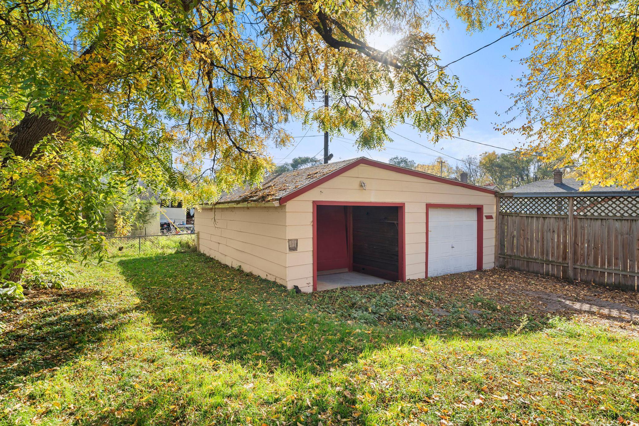 View of Residential at 1216 Danforth Street, Saint Paul MN 55117, Saint Paul (41 of 58) - Mike Wilen | Minnesota Team Real Estate