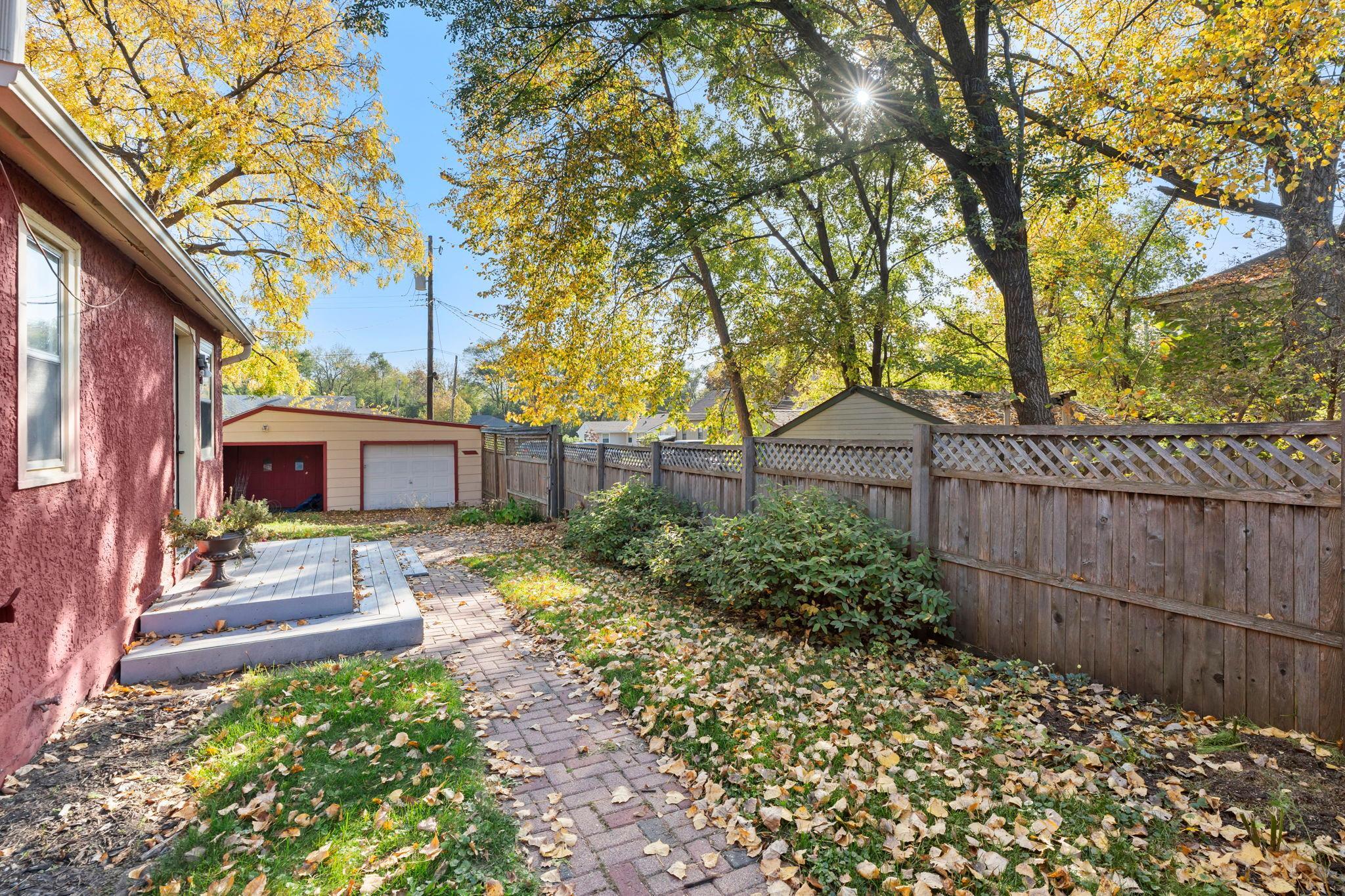 View of Residential at 1216 Danforth Street, Saint Paul MN 55117, Saint Paul (33 of 58) - Mike Wilen | Minnesota Team Real Estate
