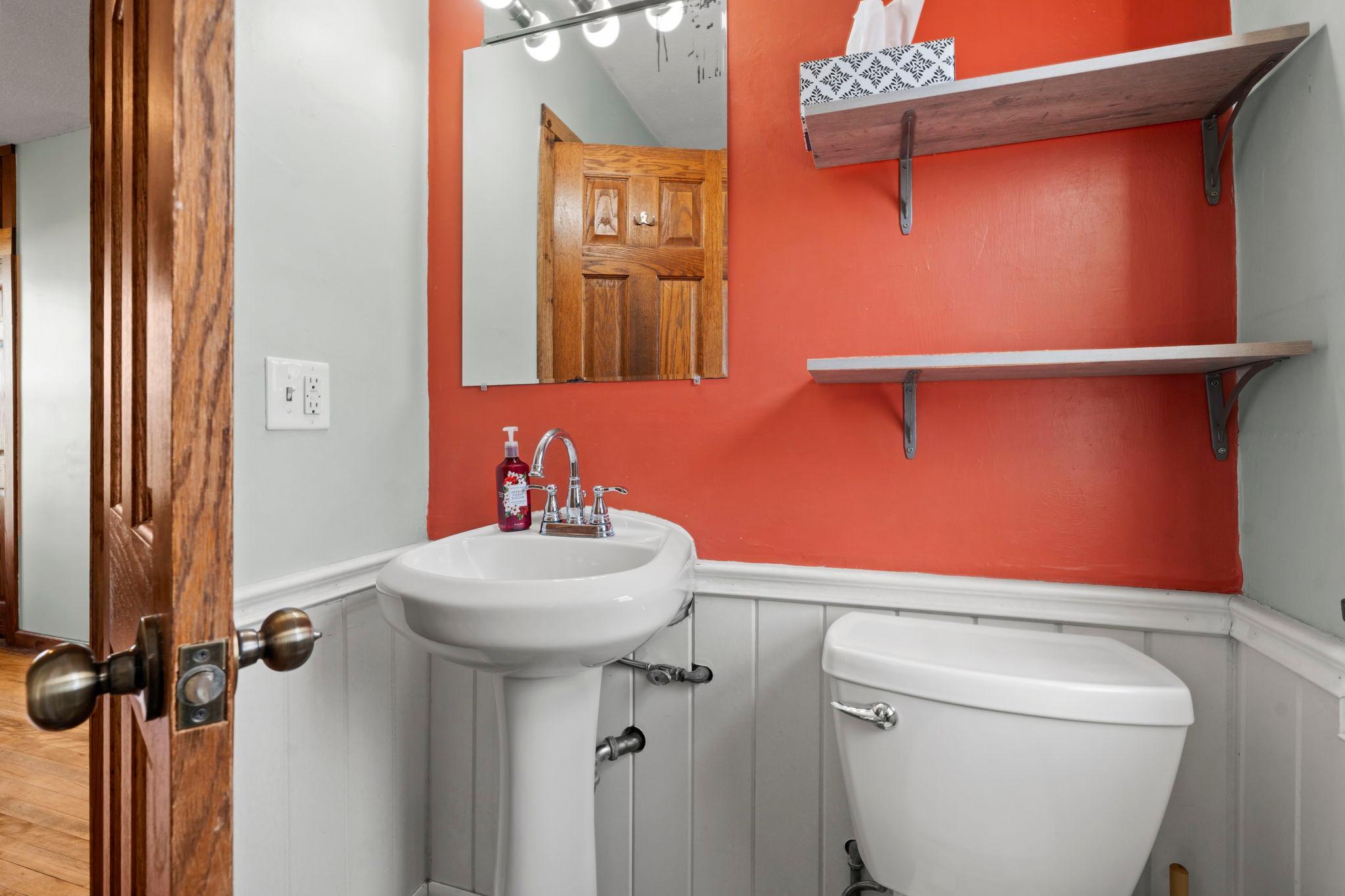 View of Residential at 1216 Danforth Street, Saint Paul MN 55117, Saint Paul (22 of 58) - Mike Wilen | Minnesota Team Real Estate