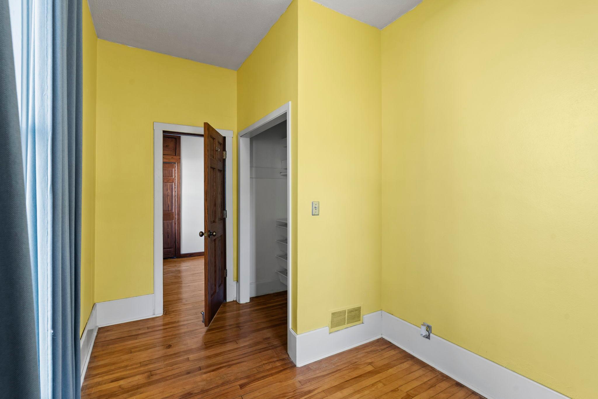 View of Residential at 1216 Danforth Street, Saint Paul MN 55117, Saint Paul (24 of 58) - Mike Wilen | Minnesota Team Real Estate