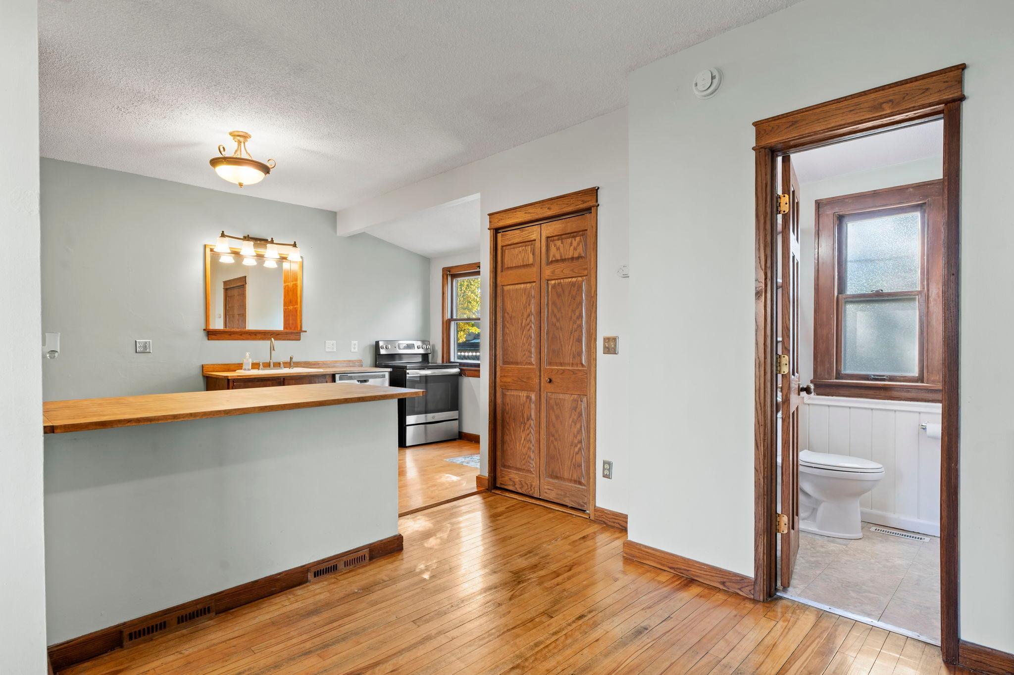 View of Residential at 1216 Danforth Street, Saint Paul MN 55117, Saint Paul (13 of 58) - Mike Wilen | Minnesota Team Real Estate