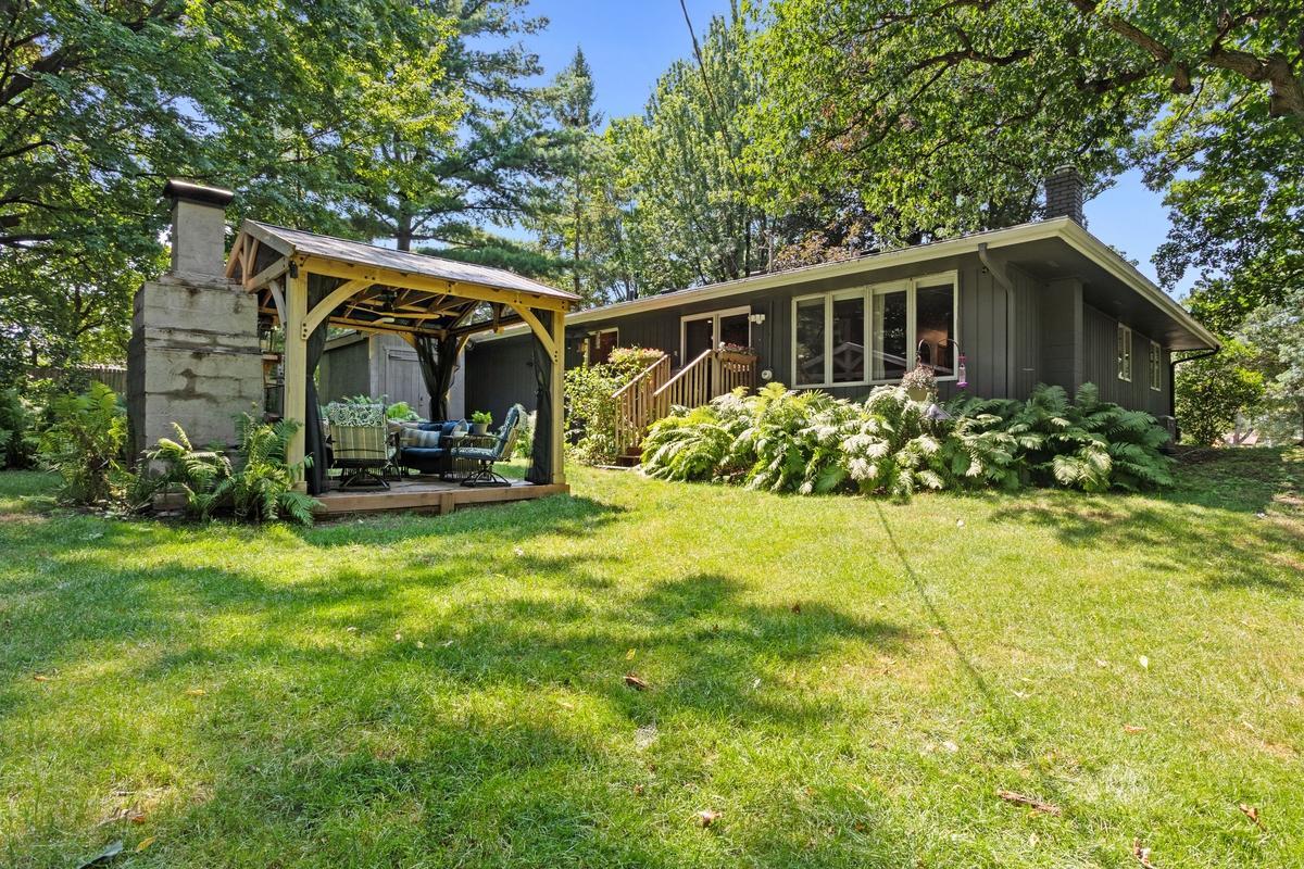 View of Residential at 2685 Glenbrook Avenue, Oakdale MN 55128, Oakdale (33 of 37) - Mike Wilen | Minnesota Team Real Estate