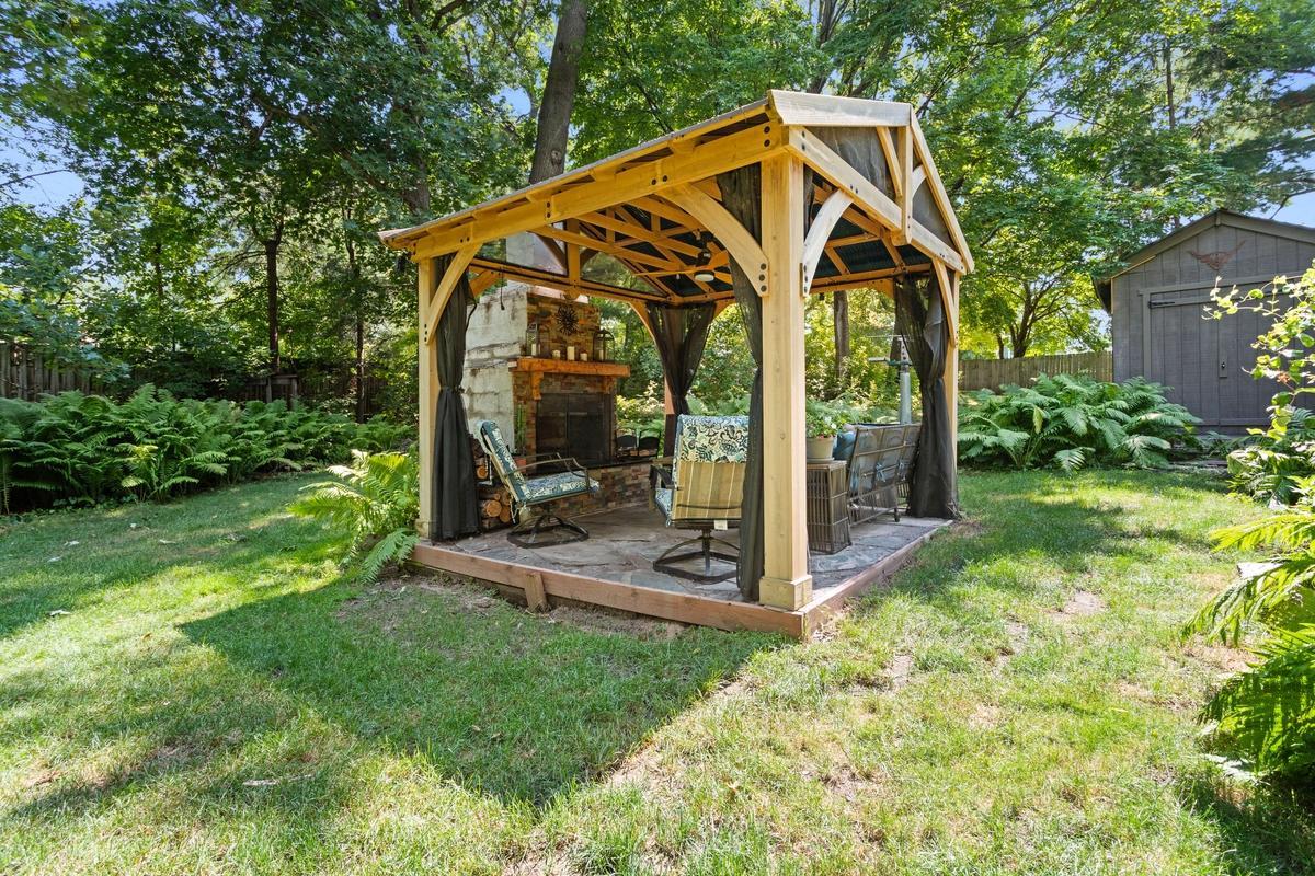 View of Residential at 2685 Glenbrook Avenue, Oakdale MN 55128, Oakdale (32 of 37) - Mike Wilen | Minnesota Team Real Estate