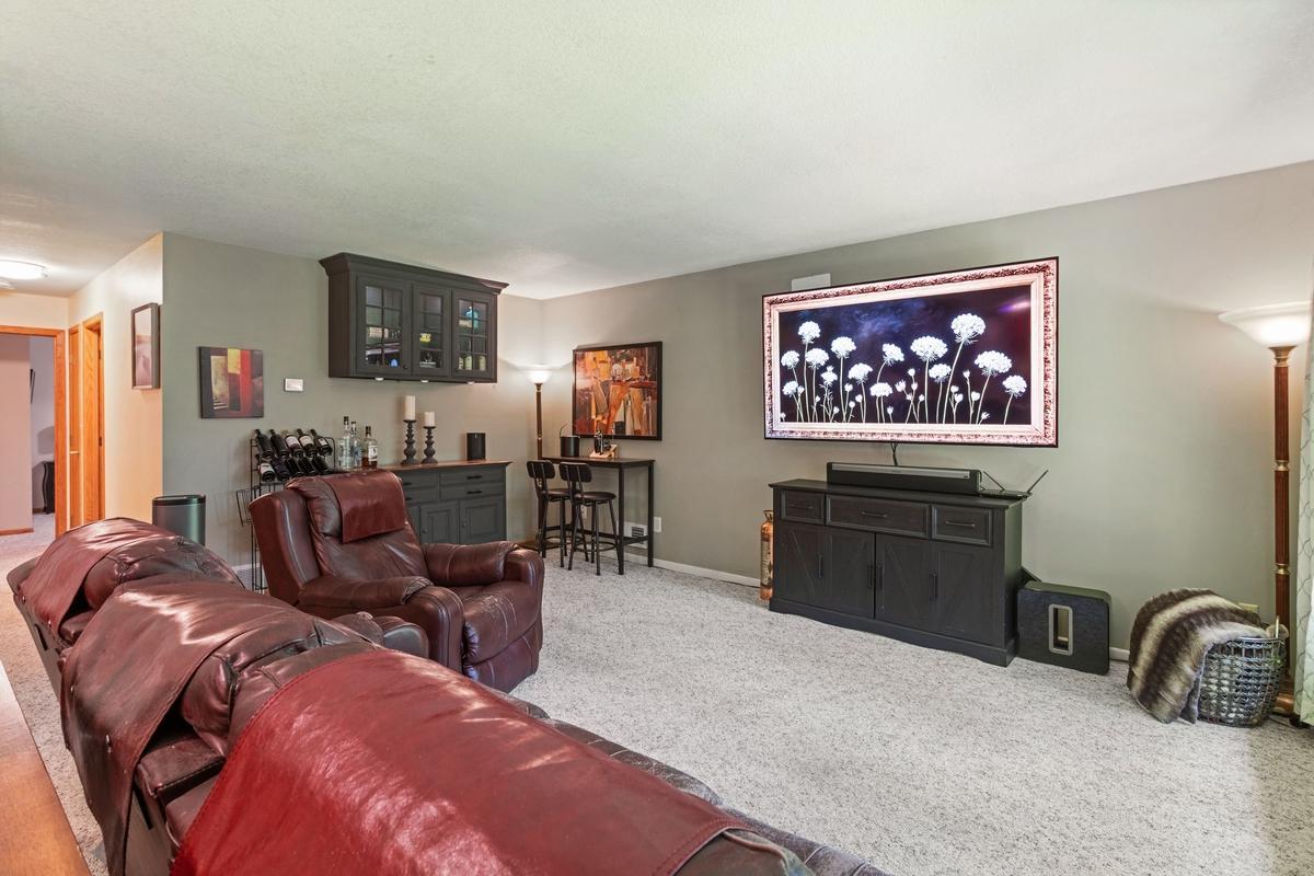 View of Residential at 2685 Glenbrook Avenue, Oakdale MN 55128, Oakdale (6 of 37) - Mike Wilen | Minnesota Team Real Estate