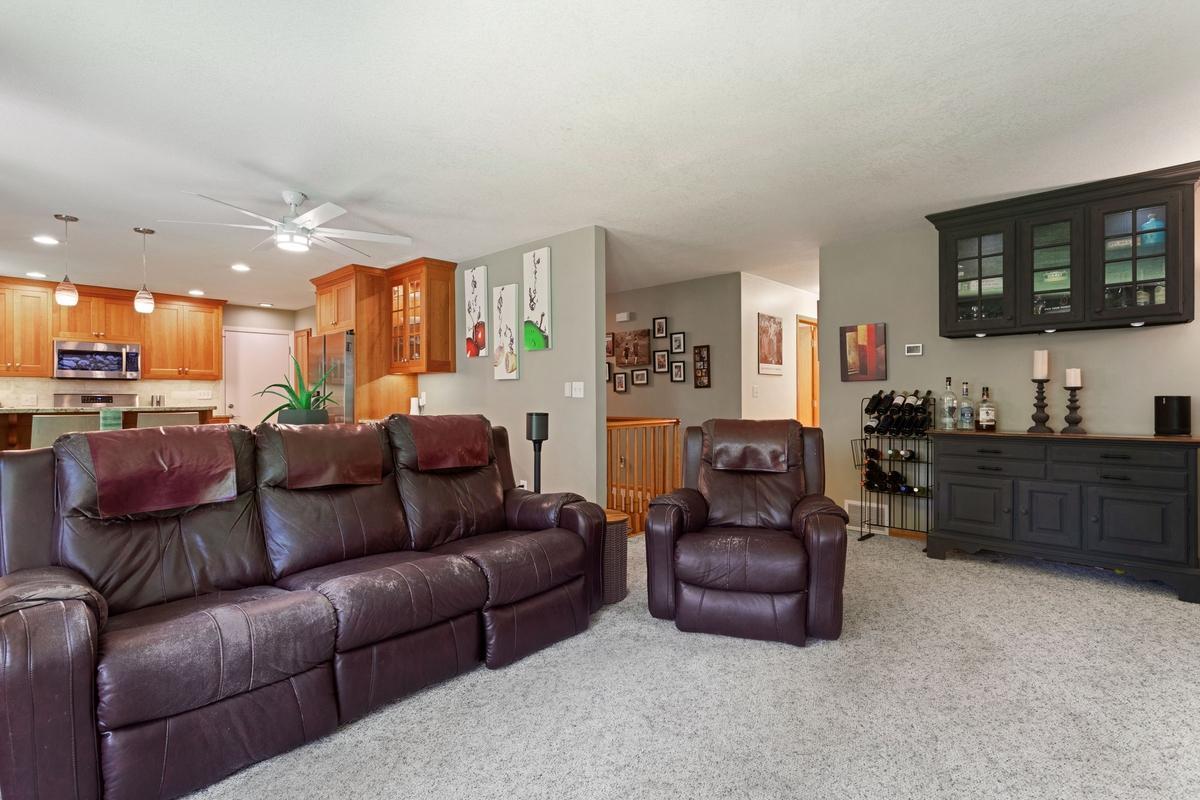 View of Residential at 2685 Glenbrook Avenue, Oakdale MN 55128, Oakdale (5 of 37) - Mike Wilen | Minnesota Team Real Estate