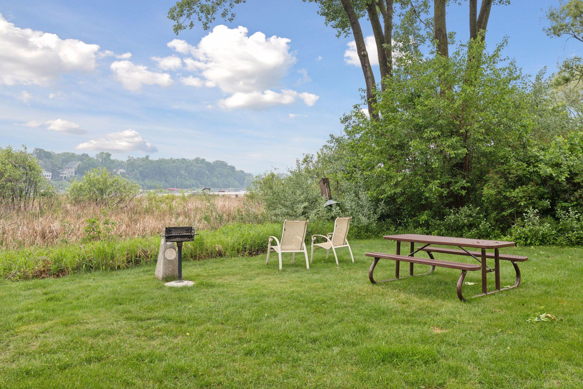 View of Residential at 1304 Medicine Lake Drive #320, Plymouth MN 55441, Plymouth (36 of 47) - Mike Wilen | Minnesota Team Real Estate