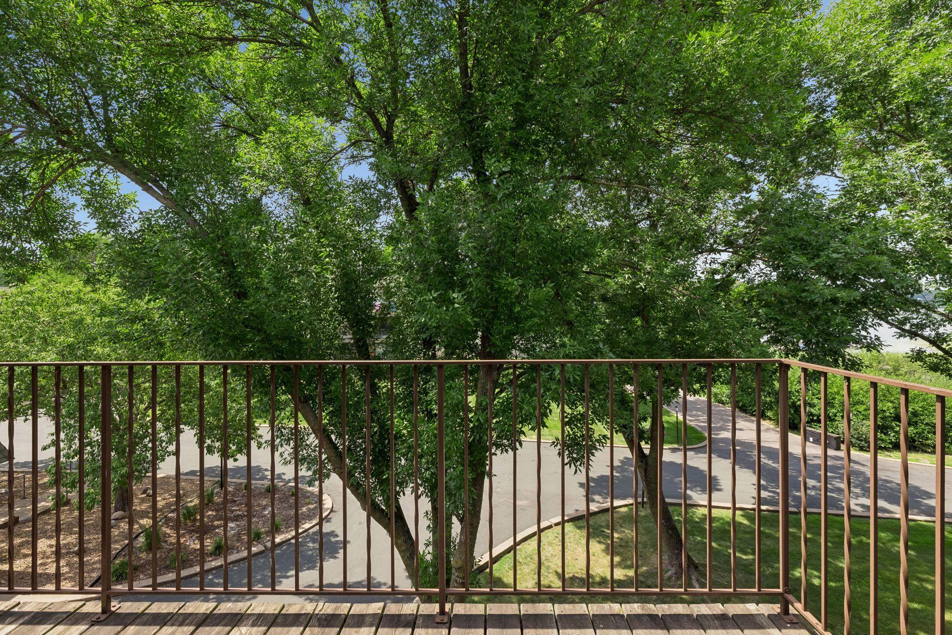 View of Residential at 1304 Medicine Lake Drive #320, Plymouth MN 55441, Plymouth (28 of 47) - Mike Wilen | Minnesota Team Real Estate