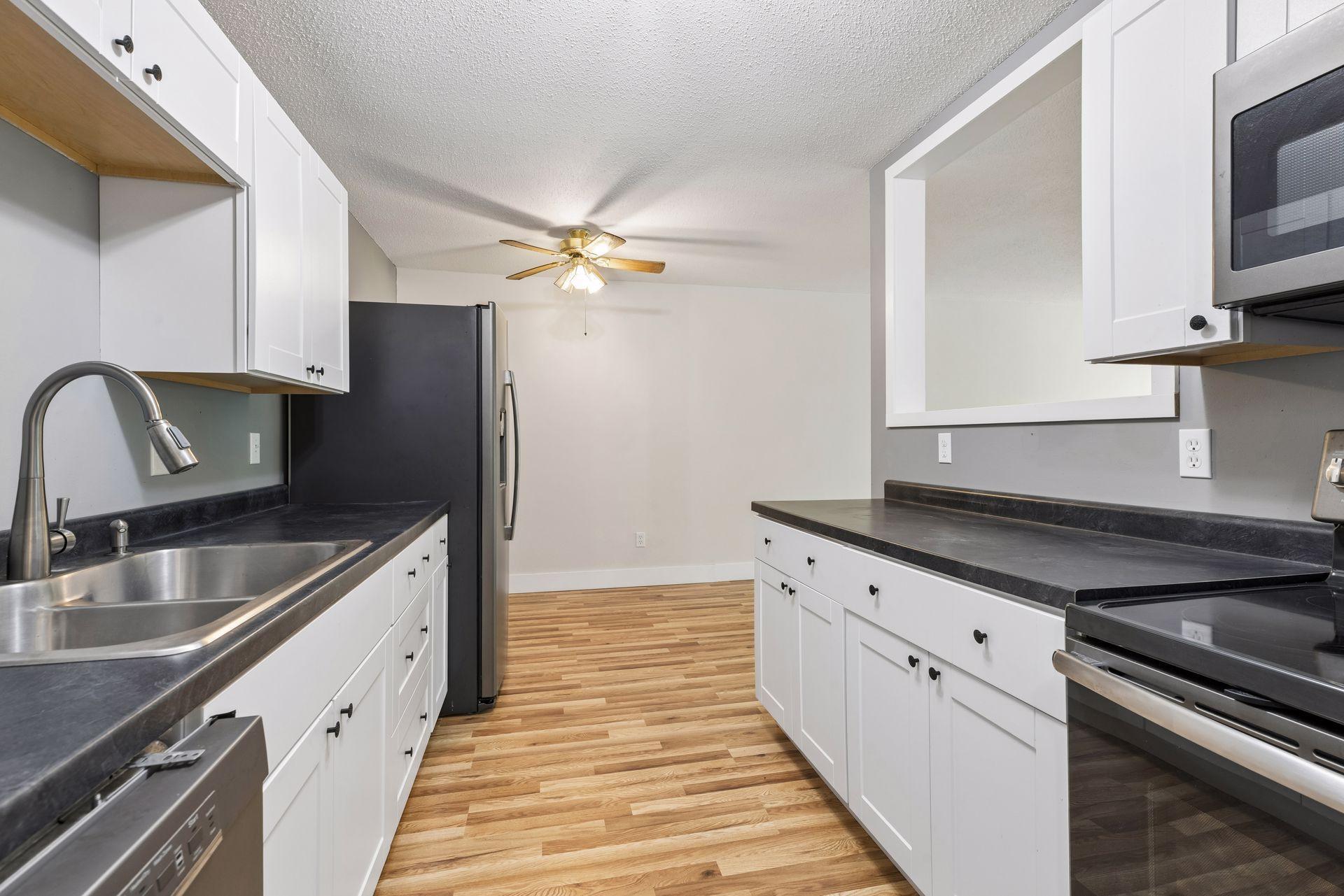 View of Residential at 1304 Medicine Lake Drive #320, Plymouth MN 55441, Plymouth (22 of 47) - Mike Wilen | Minnesota Team Real Estate