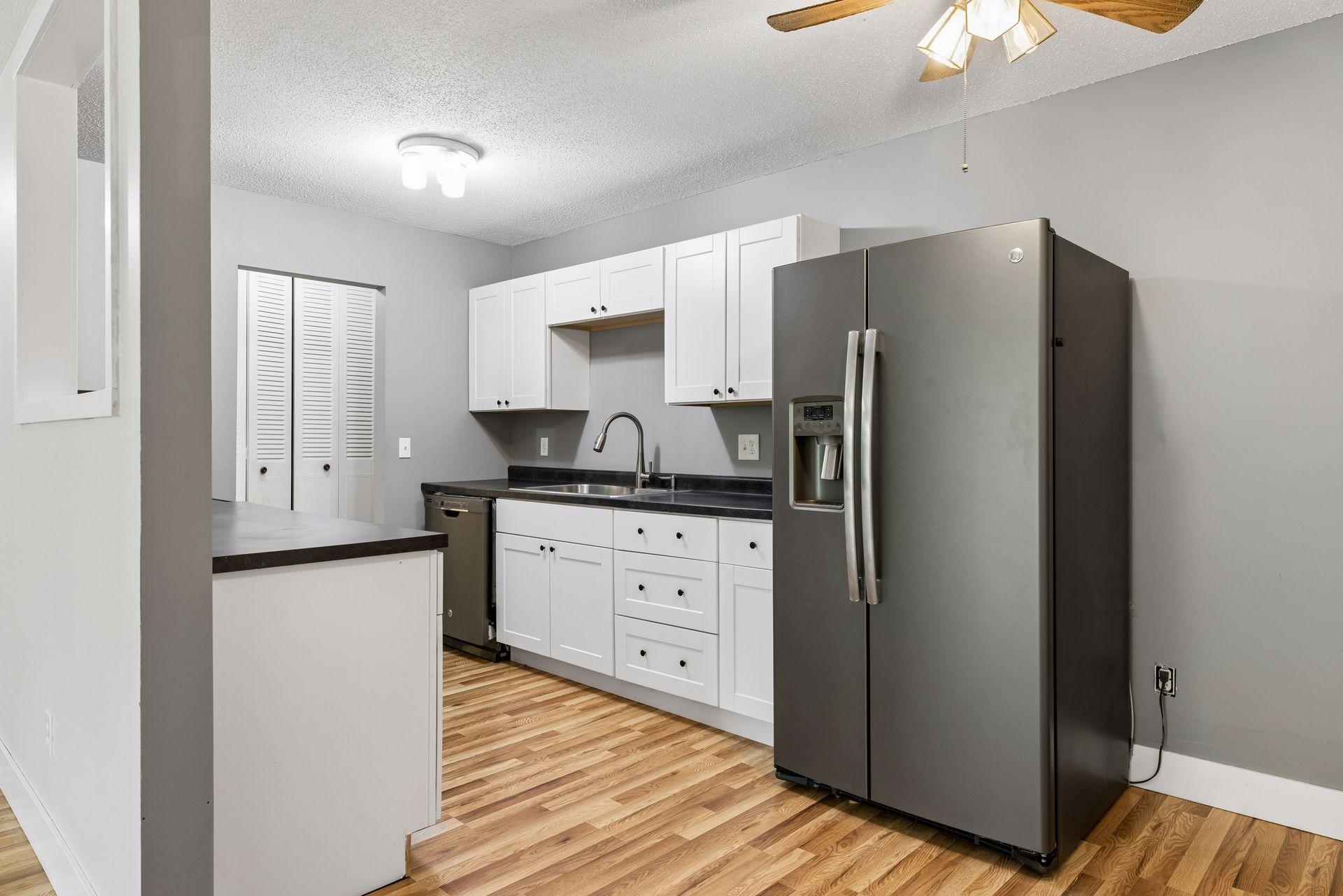 View of Residential at 1304 Medicine Lake Drive #320, Plymouth MN 55441, Plymouth (17 of 47) - Mike Wilen | Minnesota Team Real Estate