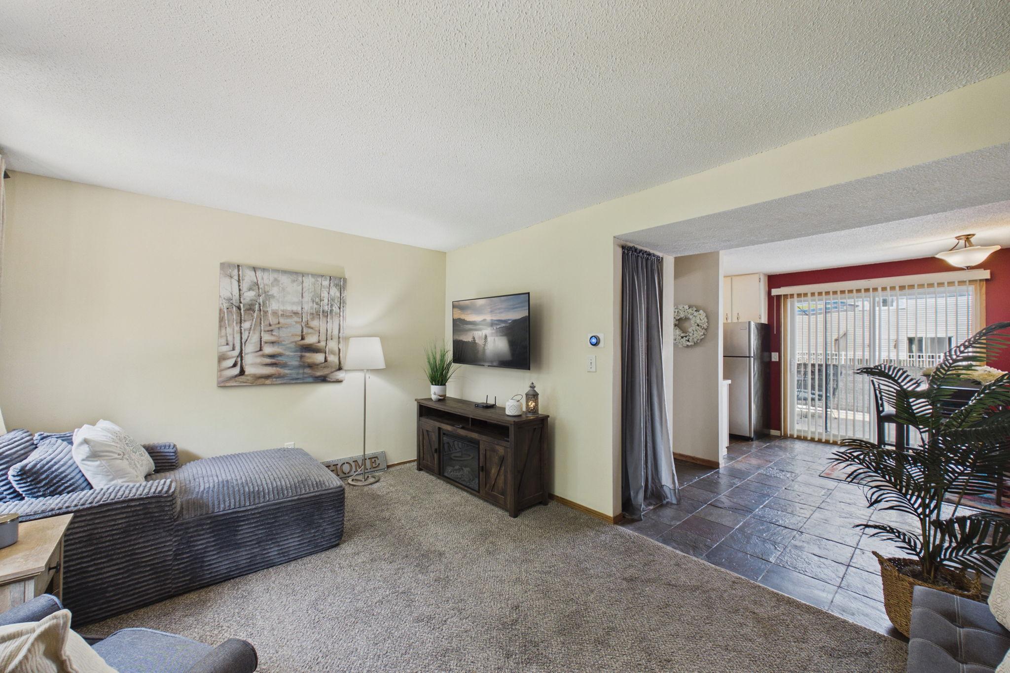 View of Residential at 1467 Goodwin Avenue, Oakdale MN 55128, Oakdale (5 of 25) - Mike Wilen | Minnesota Team Real Estate