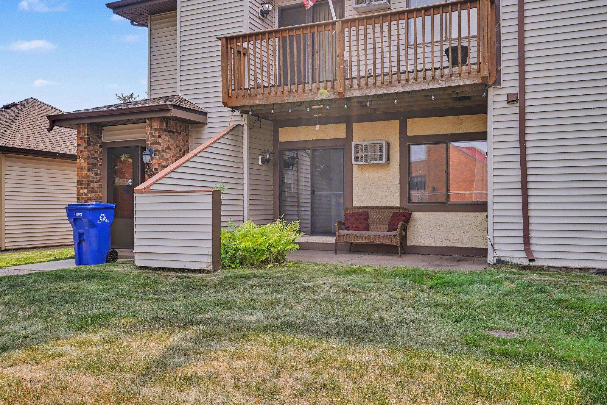 View of Residential at 2079 Parkside Drive, Saint Paul MN 55119, Saint Paul (14 of 26) - Mike Wilen | Minnesota Team Real Estate