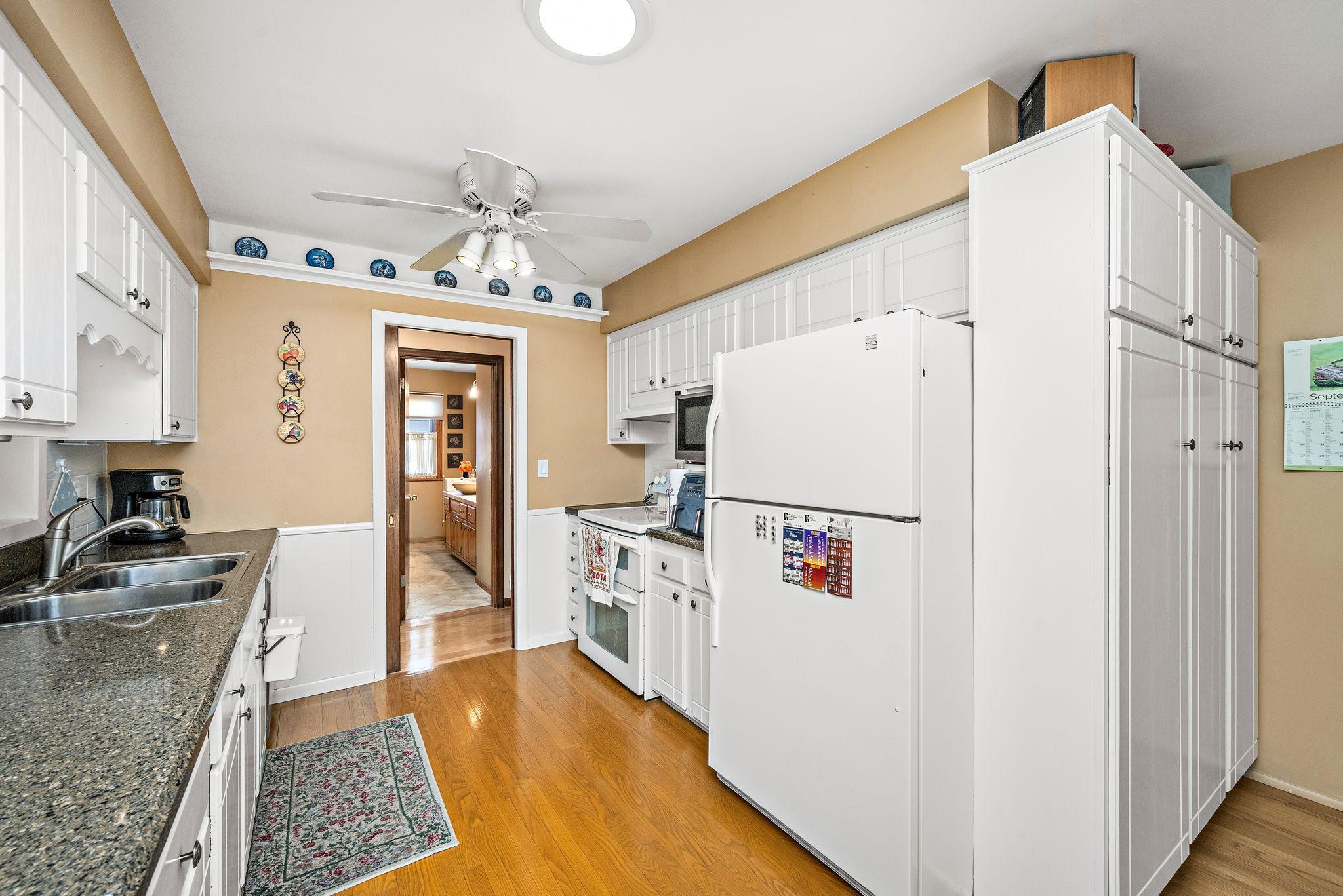 View of Residential at 6839 2nd Avenue, Richfield MN 55423, Richfield (11 of 39) - Mike Wilen | Minnesota Team Real Estate
