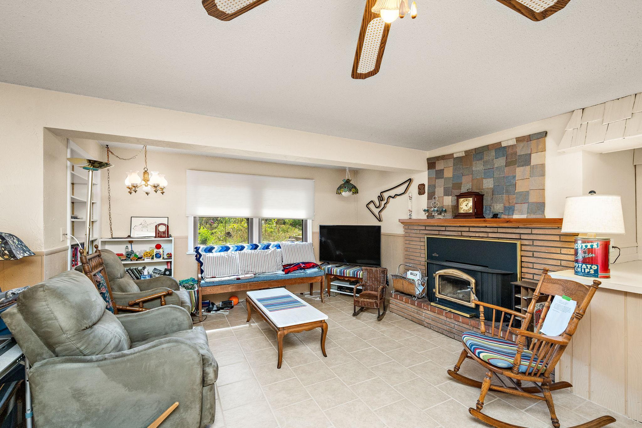 View of Residential at 6839 2nd Avenue, Richfield MN 55423, Richfield (25 of 39) - Mike Wilen | Minnesota Team Real Estate