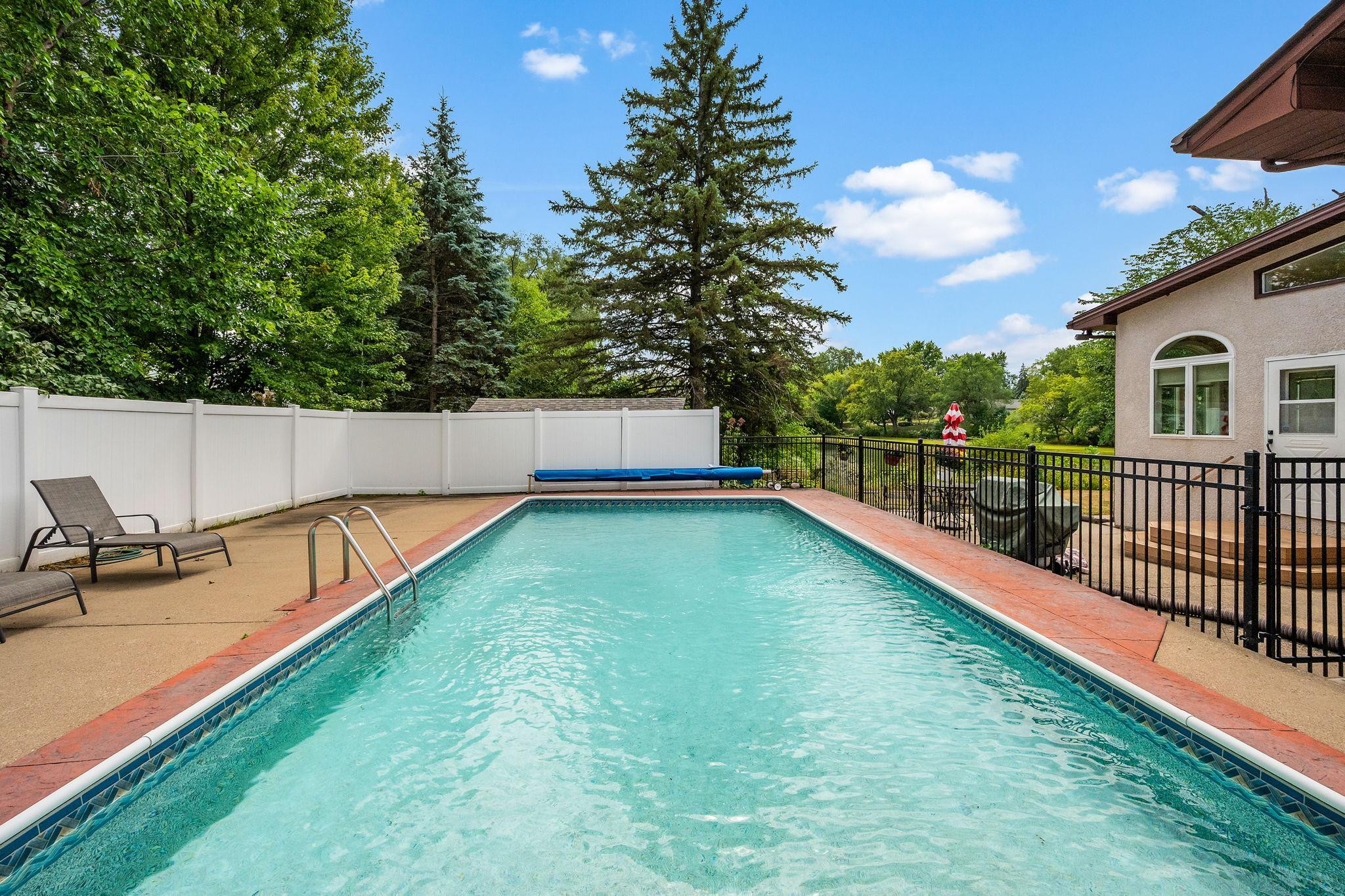 View of Residential at 6839 2nd Avenue, Richfield MN 55423, Richfield (34 of 39) - Mike Wilen | Minnesota Team Real Estate