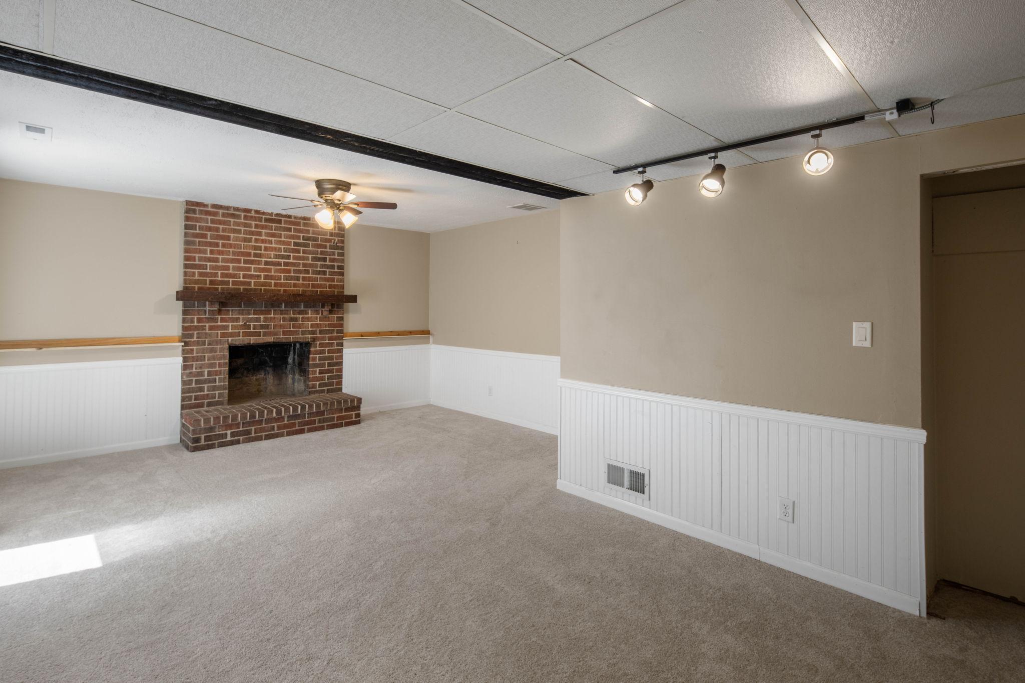View of Residential at 13986 Herald Way, Apple Valley MN 55124, Apple Valley (25 of 30) - Mike Wilen | Minnesota Team Real Estate