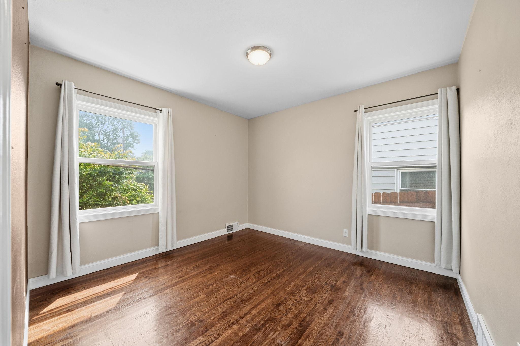 View of Residential at 471 White Bear Avenue, Saint Paul MN 55106, Saint Paul (21 of 65) - Mike Wilen | Minnesota Team Real Estate
