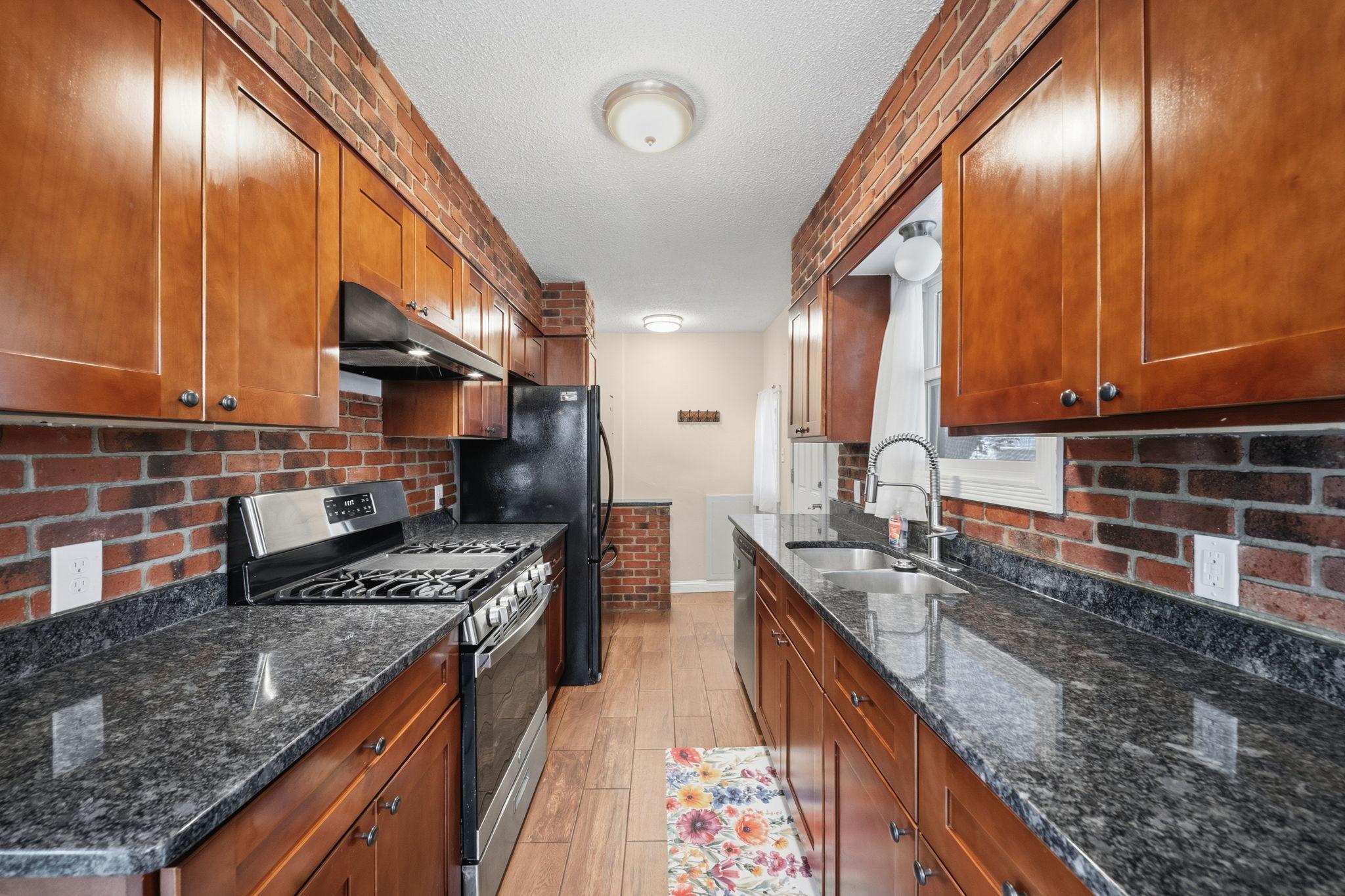 View of Residential at 471 White Bear Avenue, Saint Paul MN 55106, Saint Paul (14 of 65) - Mike Wilen | Minnesota Team Real Estate