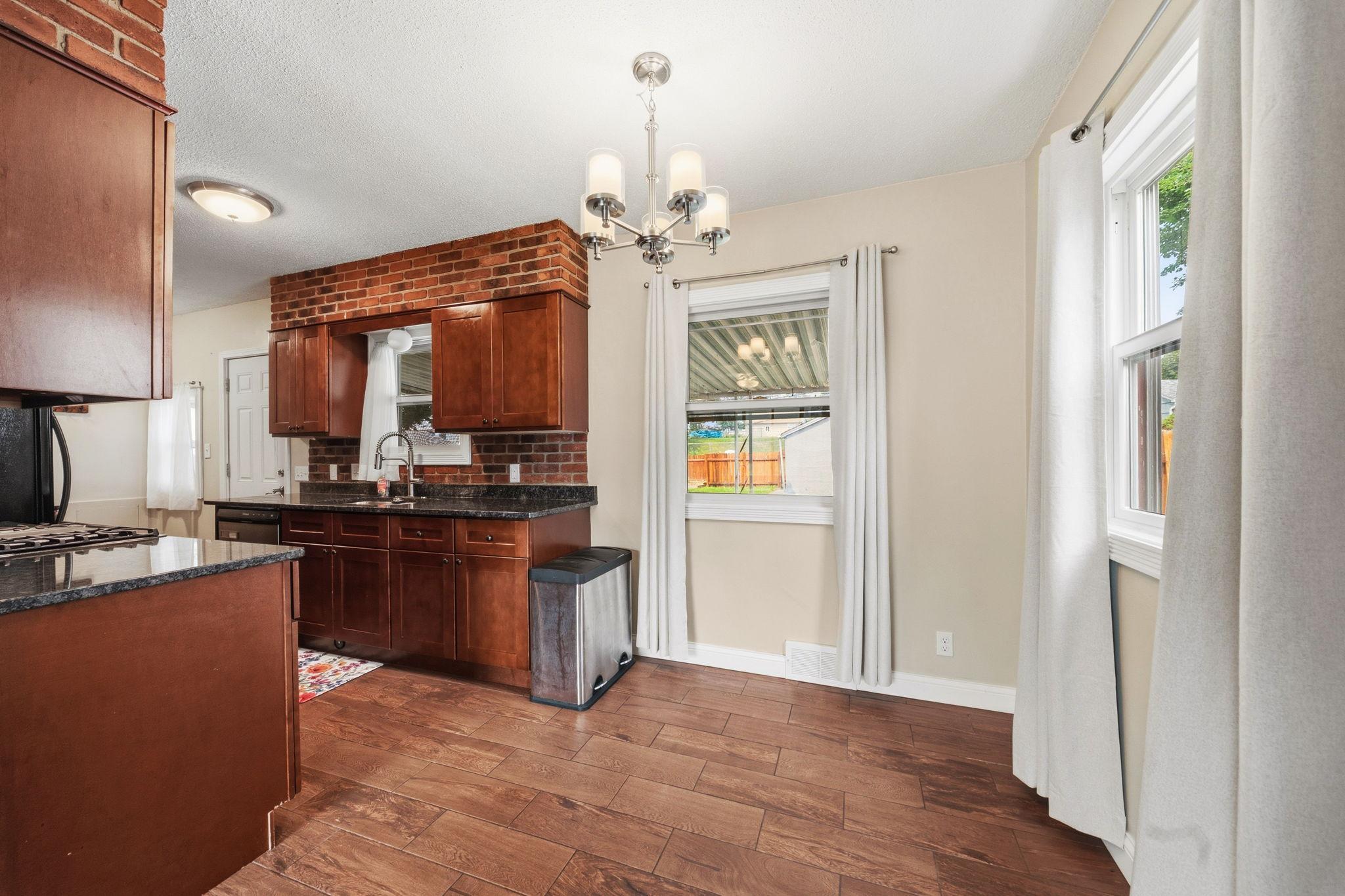 View of Residential at 471 White Bear Avenue, Saint Paul MN 55106, Saint Paul (12 of 65) - Mike Wilen | Minnesota Team Real Estate