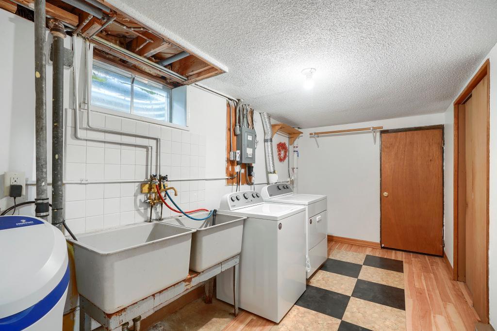 View of Residential at 11256 Arrowhead Street, Coon Rapids MN 55433, Coon Rapids (15 of 17) - Mike Wilen | Minnesota Team Real Estate