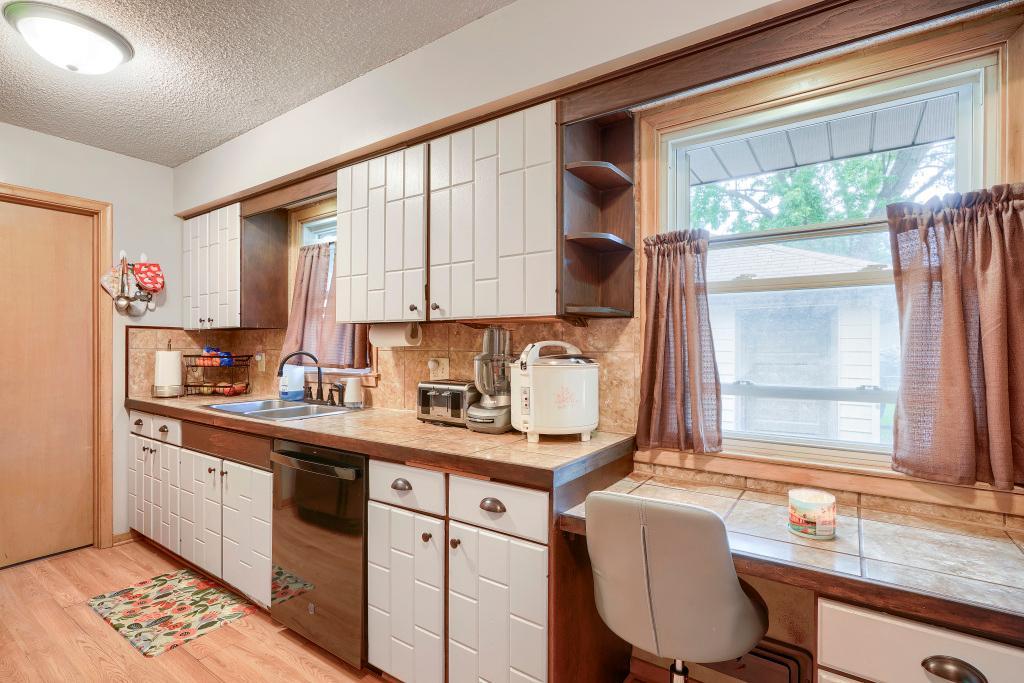 View of Residential at 11256 Arrowhead Street, Coon Rapids MN 55433, Coon Rapids (6 of 17) - Mike Wilen | Minnesota Team Real Estate