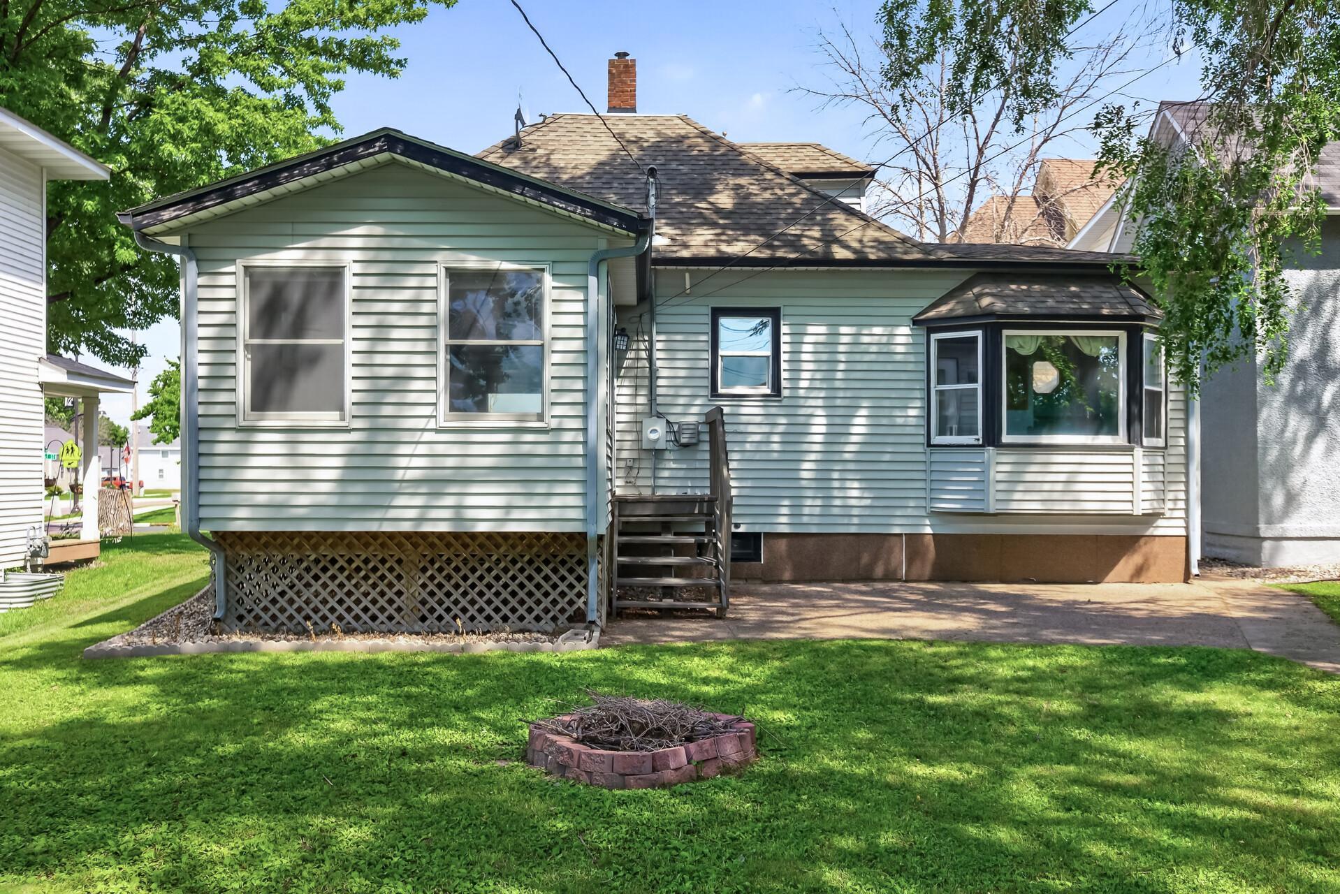 View of Residential at 220 Chestnut Street, Belle Plaine MN 56011, Belle Plaine (29 of 30) - Mike Wilen | Minnesota Team Real Estate