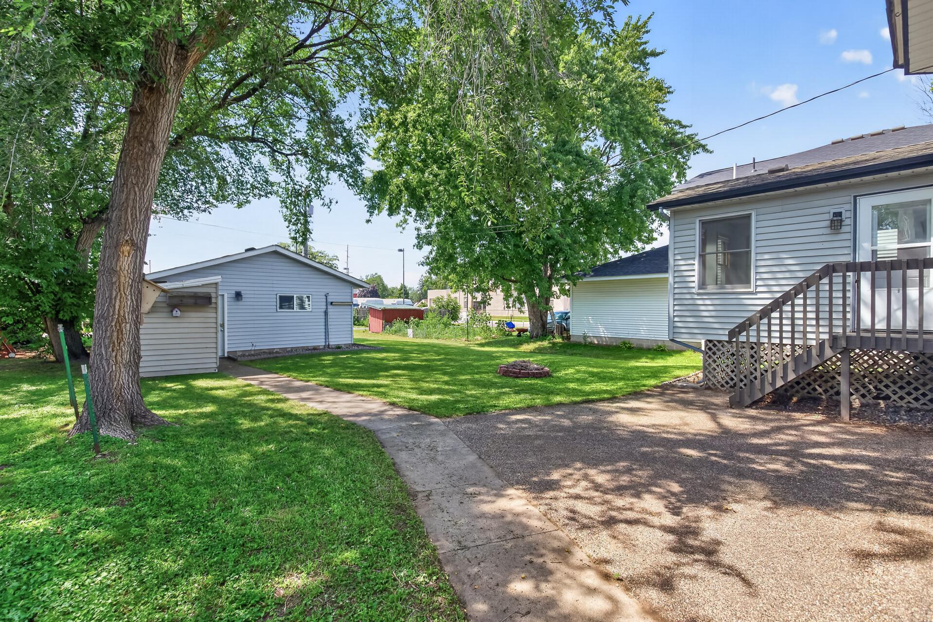 View of Residential at 220 Chestnut Street, Belle Plaine MN 56011, Belle Plaine (27 of 30) - Mike Wilen | Minnesota Team Real Estate