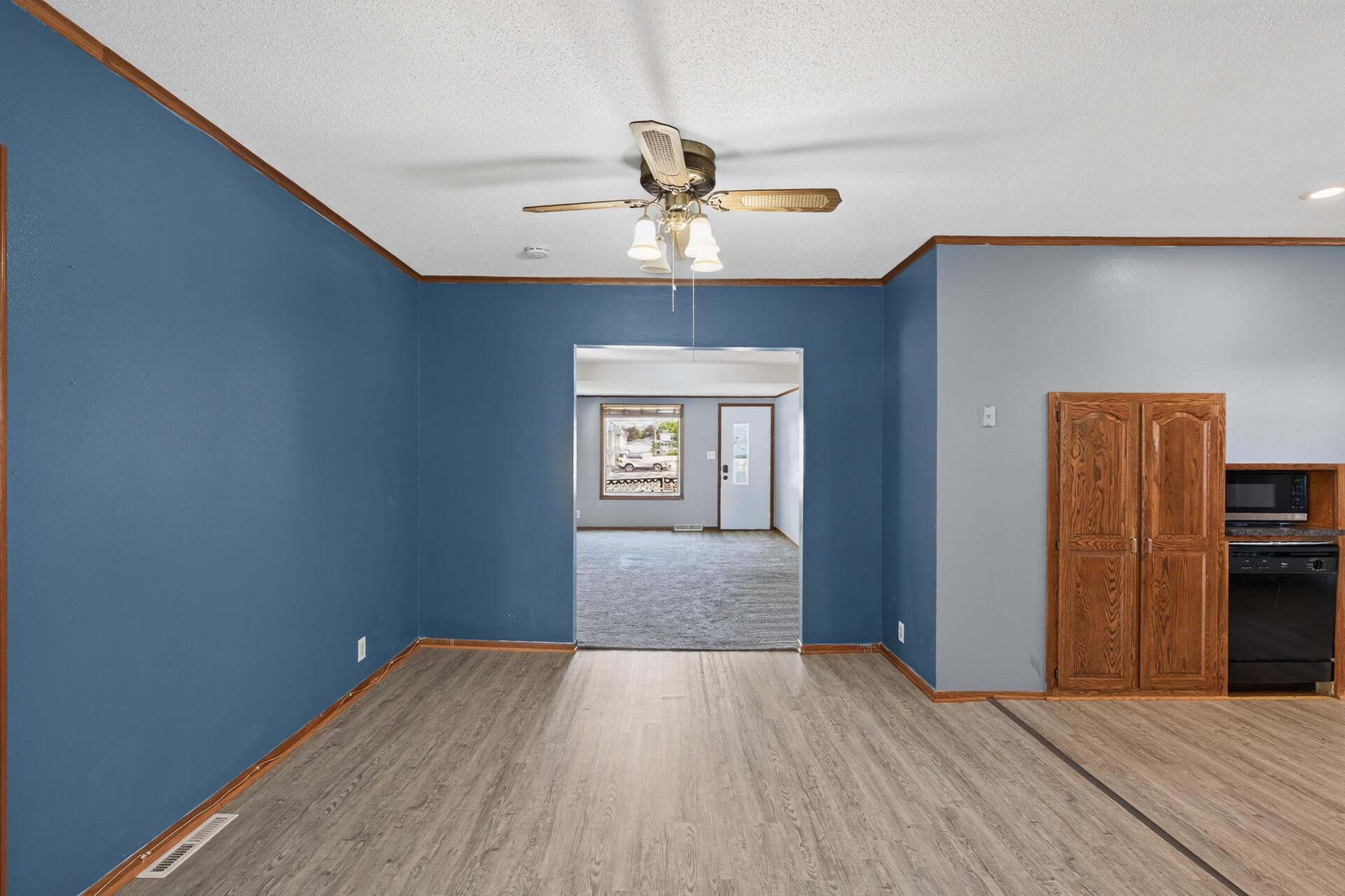 View of Residential at 220 Chestnut Street, Belle Plaine MN 56011, Belle Plaine (4 of 30) - Mike Wilen | Minnesota Team Real Estate