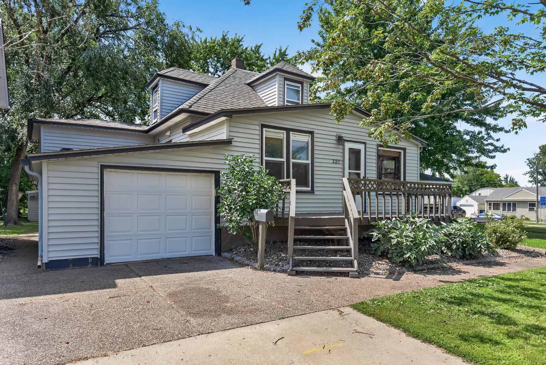 View of Residential at 220 Chestnut Street, Belle Plaine MN 56011, Belle Plaine (2 of 30) - Mike Wilen | Minnesota Team Real Estate