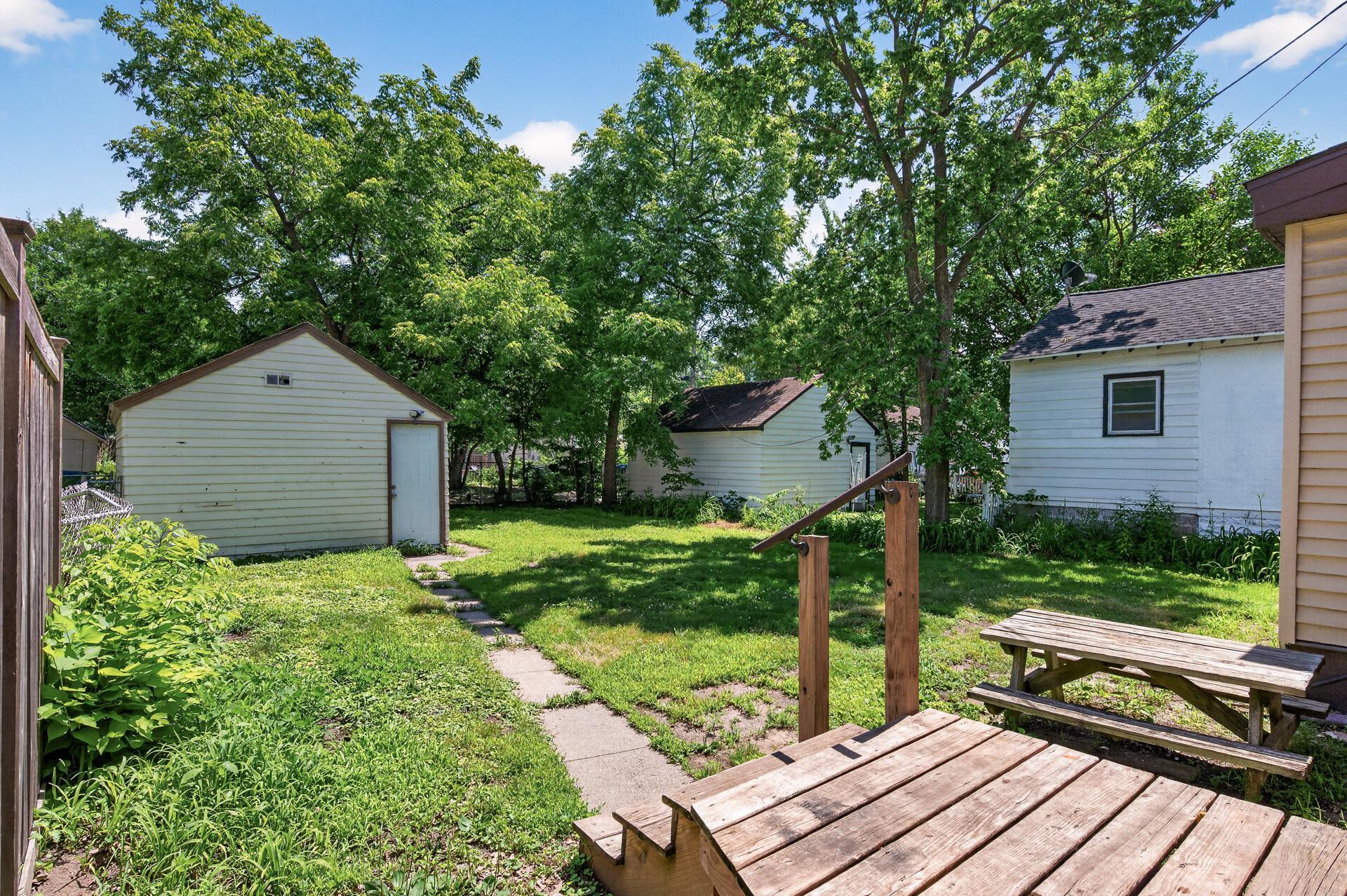 View of Residential at 4310 James Avenue, Minneapolis MN 55412, Minneapolis (22 of 23) - Mike Wilen | Minnesota Team Real Estate
