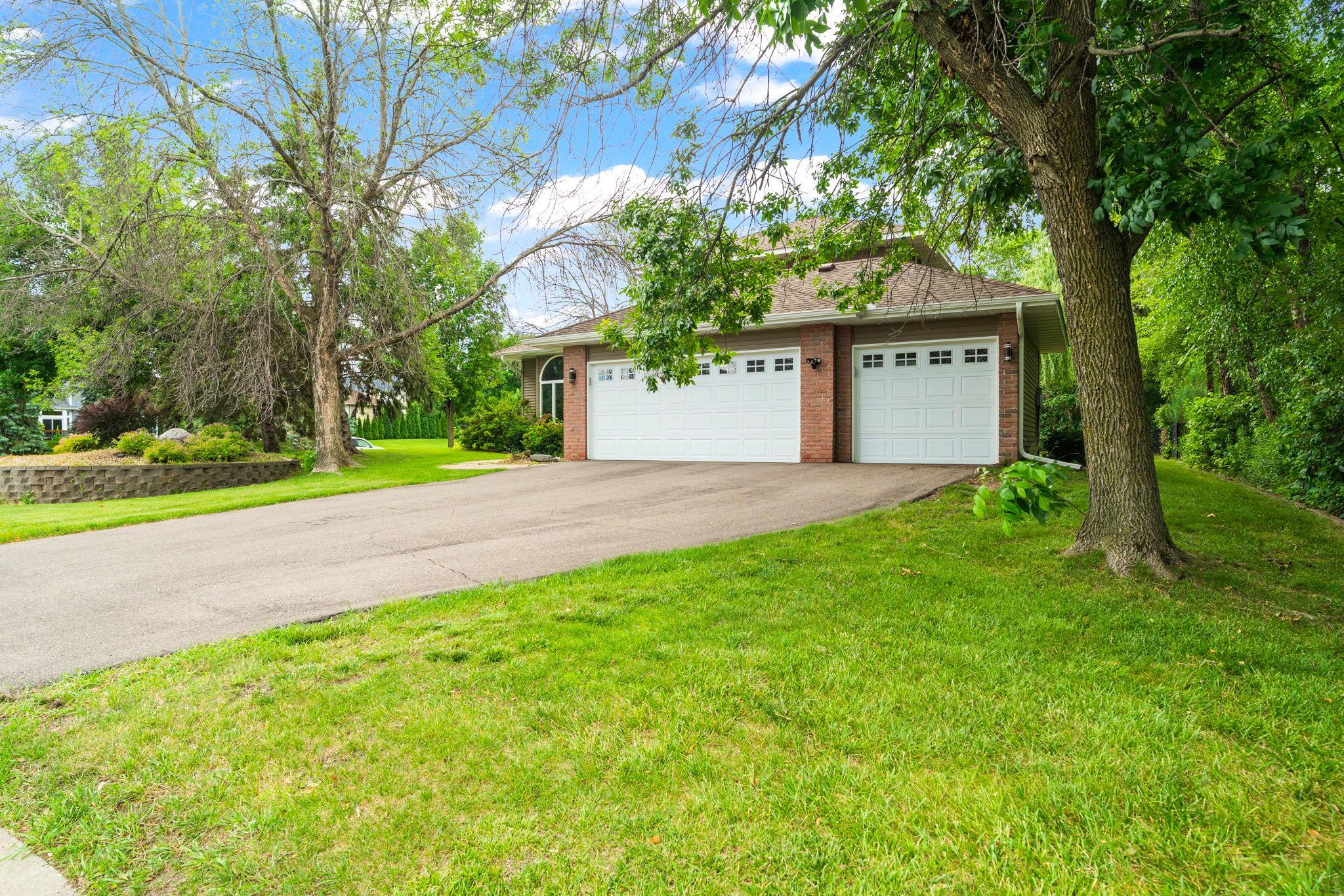 View of Residential at 8901 Dunbar Knoll, Brooklyn Park MN 55443, Brooklyn Park (72 of 76) - Mike Wilen | Minnesota Team Real Estate