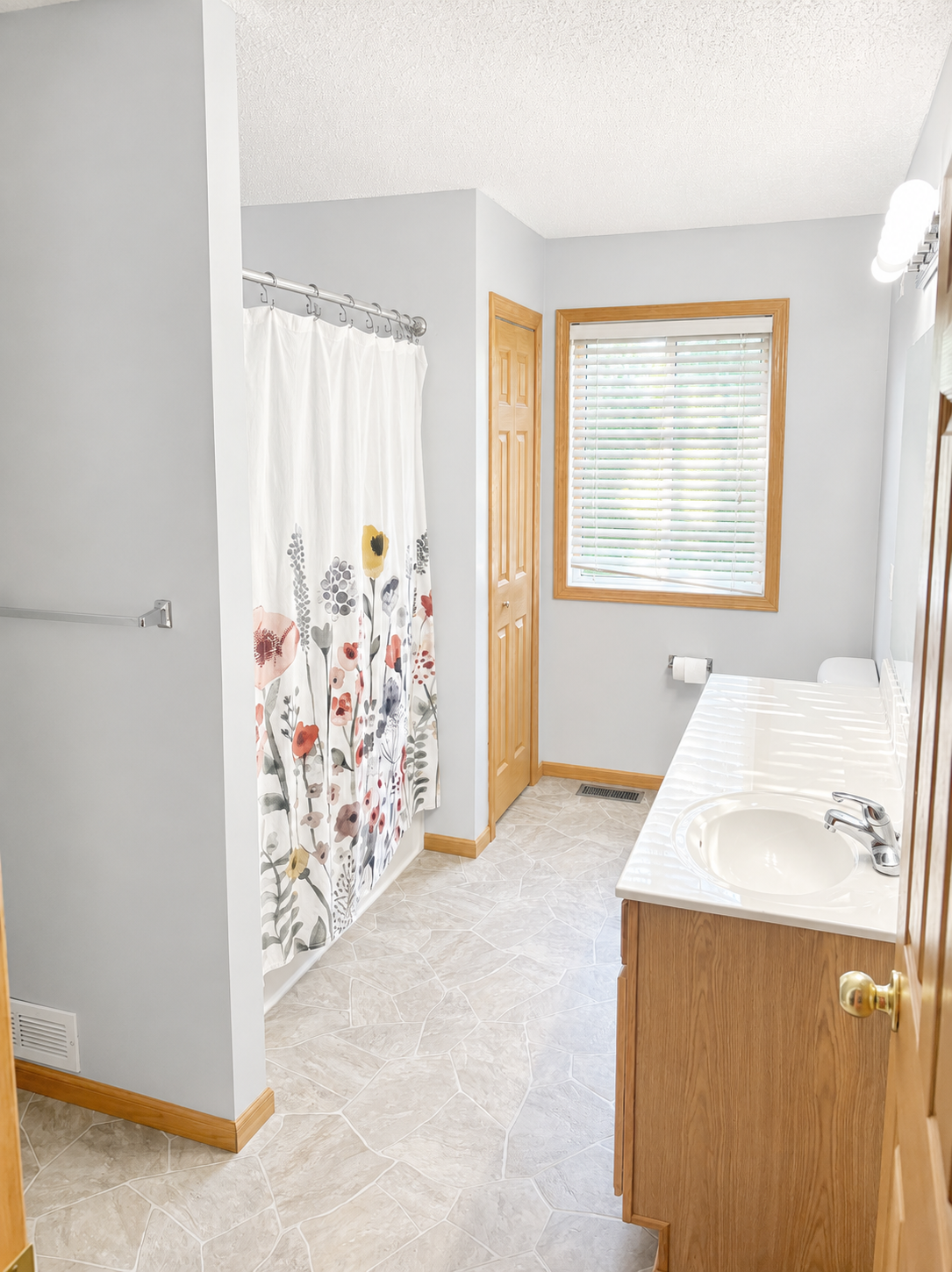 View of Residential at 424 Frederick Circle #606, Hastings MN 55033, Hastings (10 of 12) - Mike Wilen | Minnesota Team Real Estate
