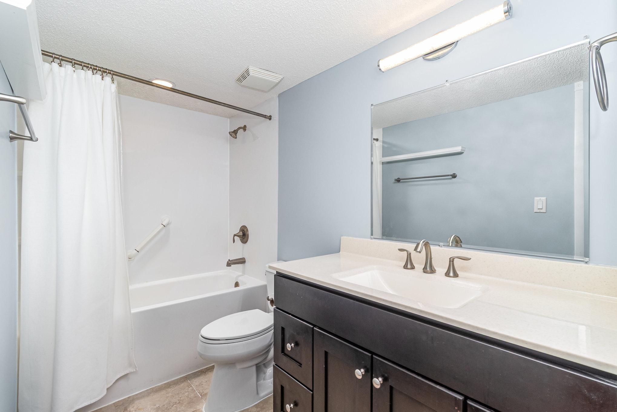 View of Residential at 6423 Colony Way #1J, Edina MN 55435, Edina (15 of 20) - Mike Wilen | Minnesota Team Real Estate