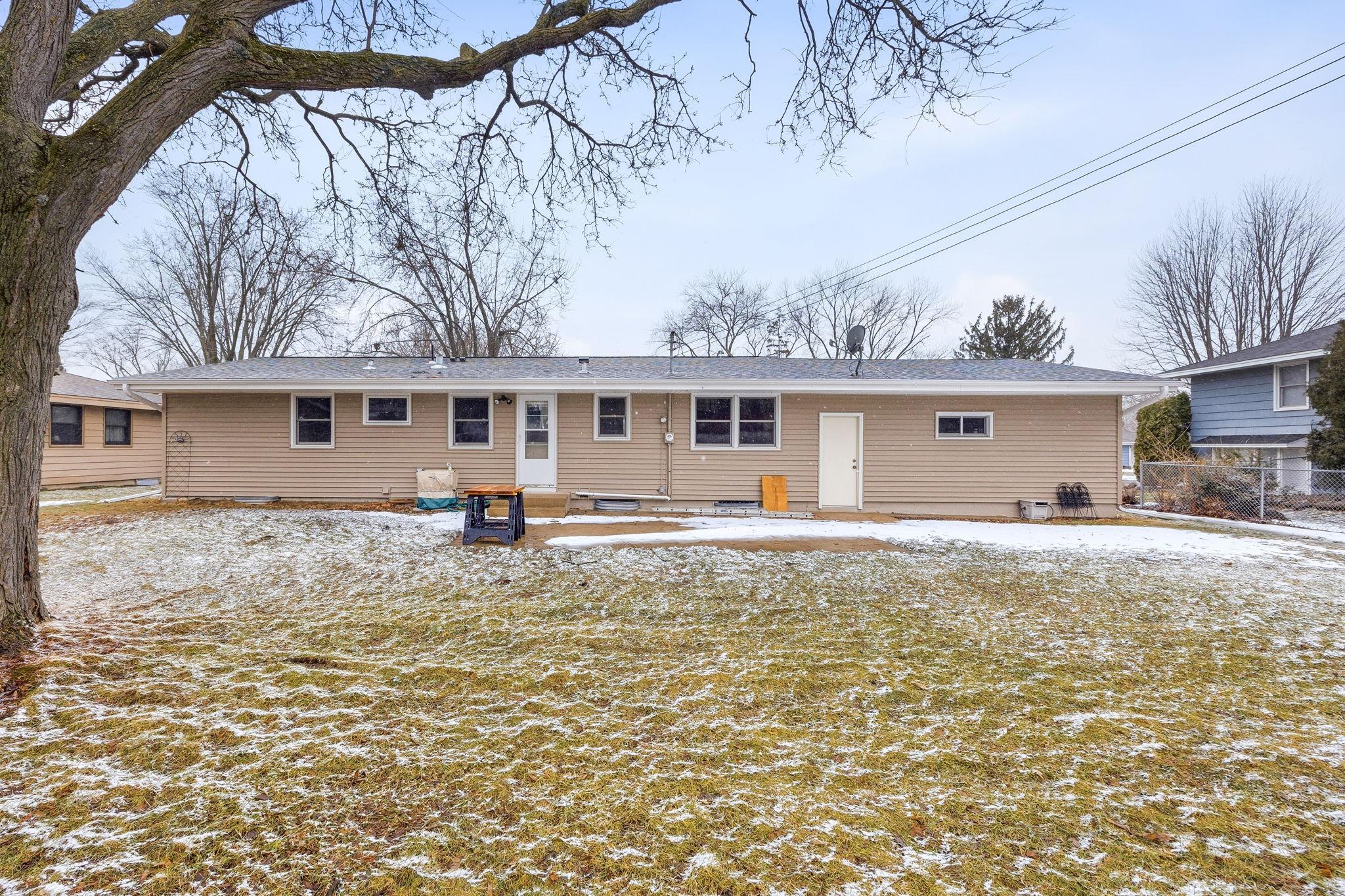 View of Residential at 8309 Harrison Road, Bloomington MN 55437, Bloomington (30 of 33) - Mike Wilen | Minnesota Team Real Estate