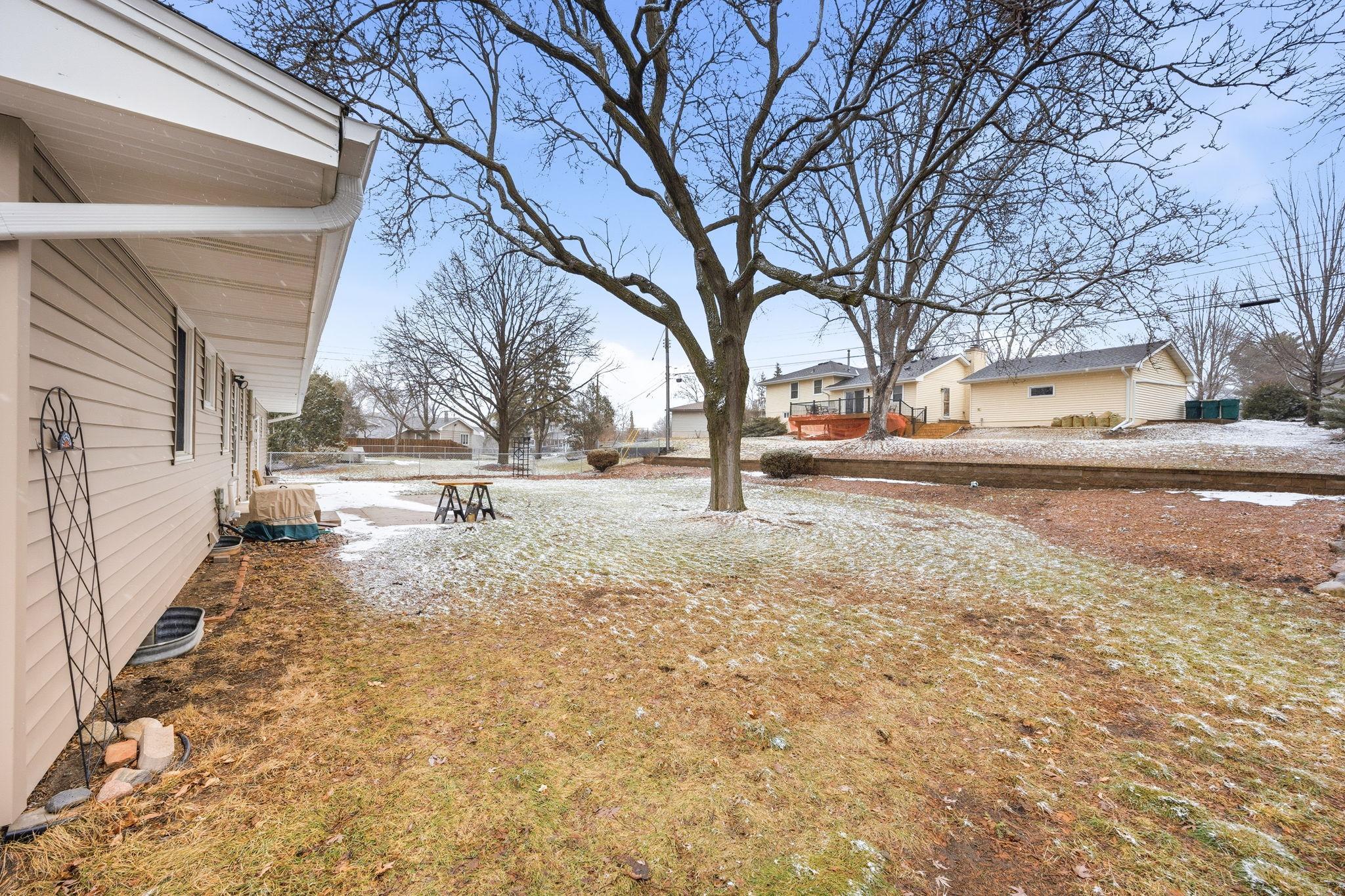 View of Residential at 8309 Harrison Road, Bloomington MN 55437, Bloomington (31 of 33) - Mike Wilen | Minnesota Team Real Estate