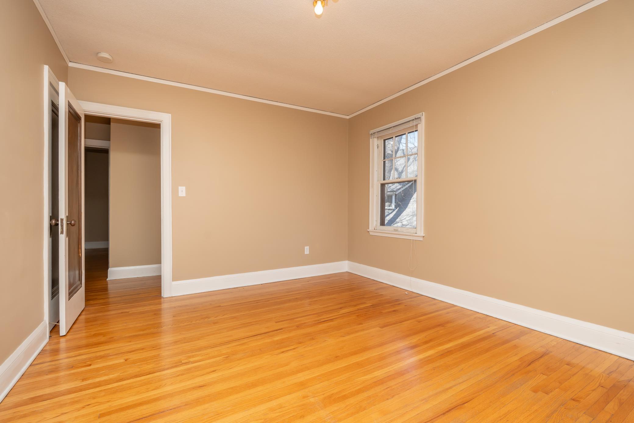 View of Residential Income at 4909 Xerxes Avenue, Minneapolis MN 55410, Minneapolis (34 of 44) - Mike Wilen | Minnesota Team Real Estate