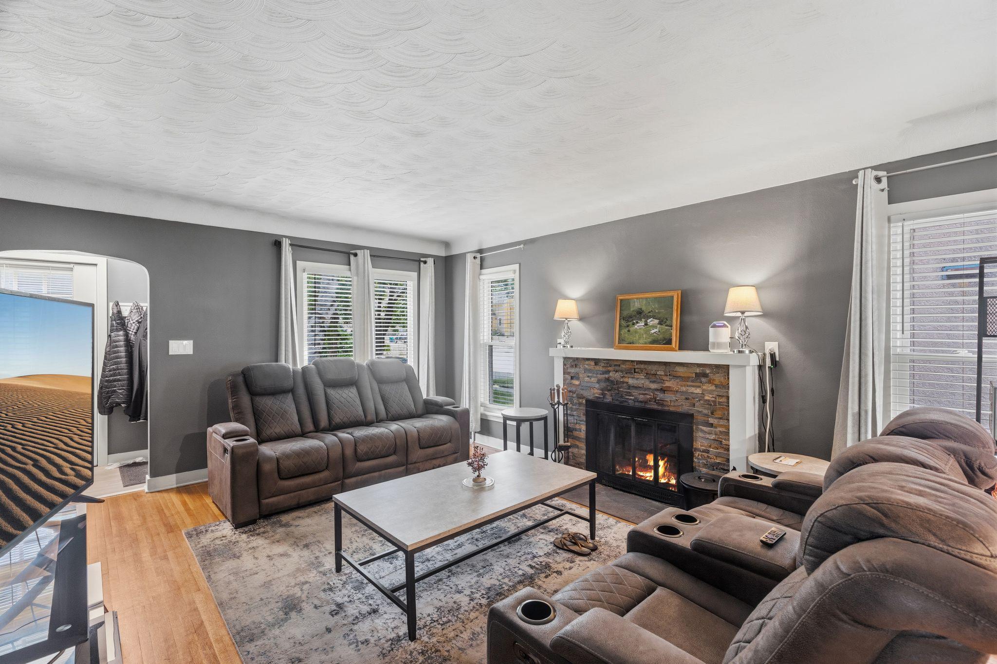 View of Residential at 867 Delaware Avenue, Saint Paul MN 55107, Saint Paul (9 of 26) - Mike Wilen | Minnesota Team Real Estate