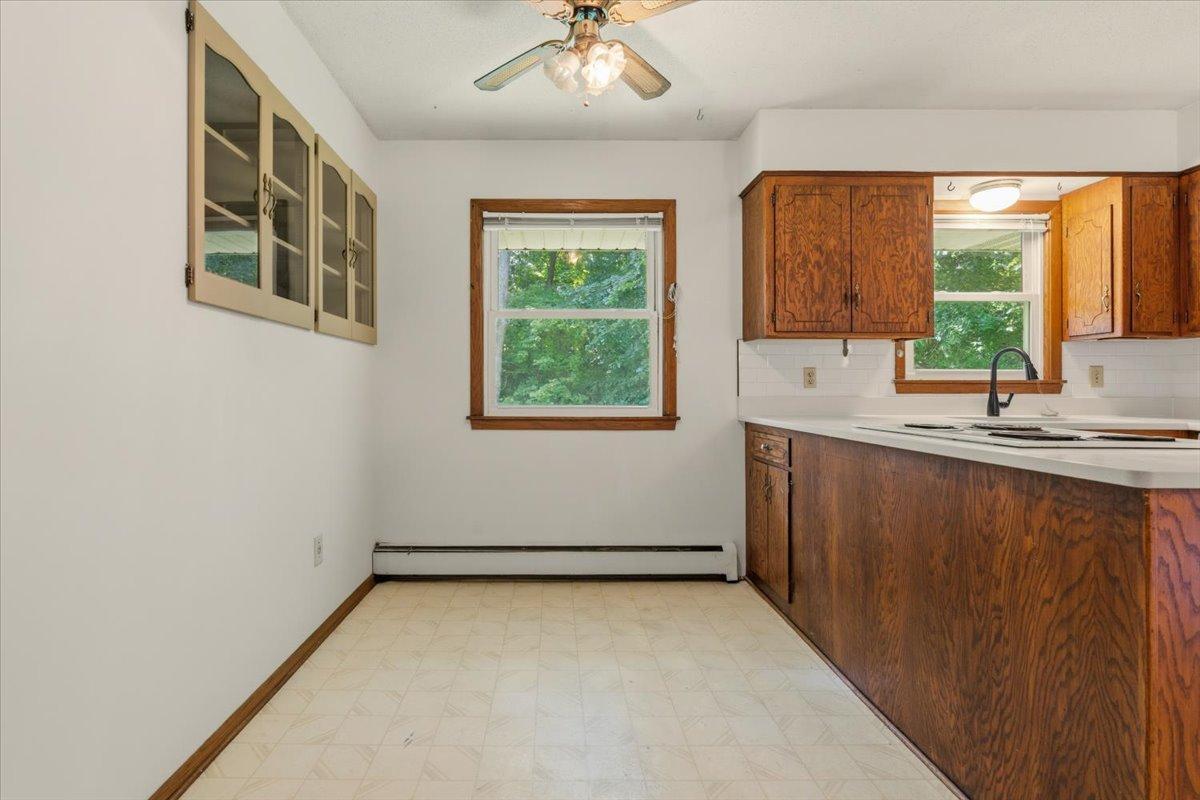 View of Residential Income at 84 Logan Avenue, West Saint Paul MN 55118, West Saint Paul (20 of 45) - Mike Wilen | Minnesota Team Real Estate