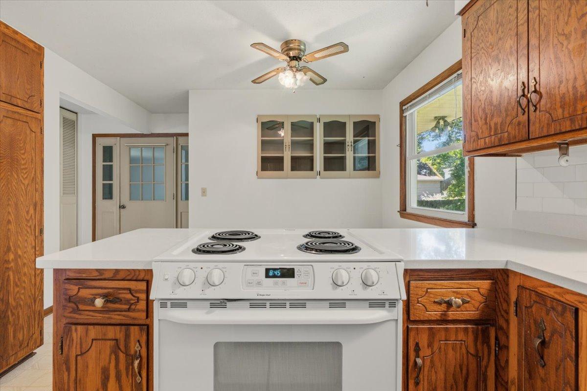 View of Residential Income at 84 Logan Avenue, West Saint Paul MN 55118, West Saint Paul (18 of 45) - Mike Wilen | Minnesota Team Real Estate