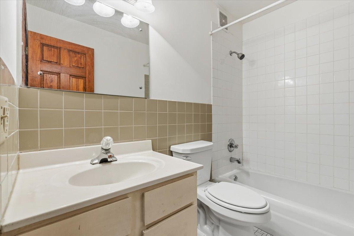 View of Residential Income at 84 Logan Avenue, West Saint Paul MN 55118, West Saint Paul (16 of 45) - Mike Wilen | Minnesota Team Real Estate
