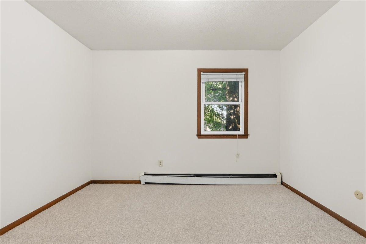 View of Residential Income at 84 Logan Avenue, West Saint Paul MN 55118, West Saint Paul (15 of 45) - Mike Wilen | Minnesota Team Real Estate