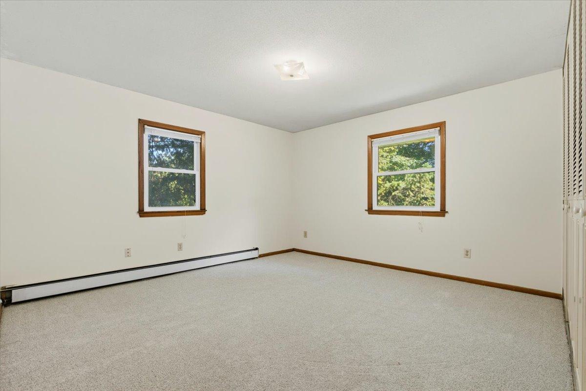 View of Residential Income at 84 Logan Avenue, West Saint Paul MN 55118, West Saint Paul (10 of 45) - Mike Wilen | Minnesota Team Real Estate