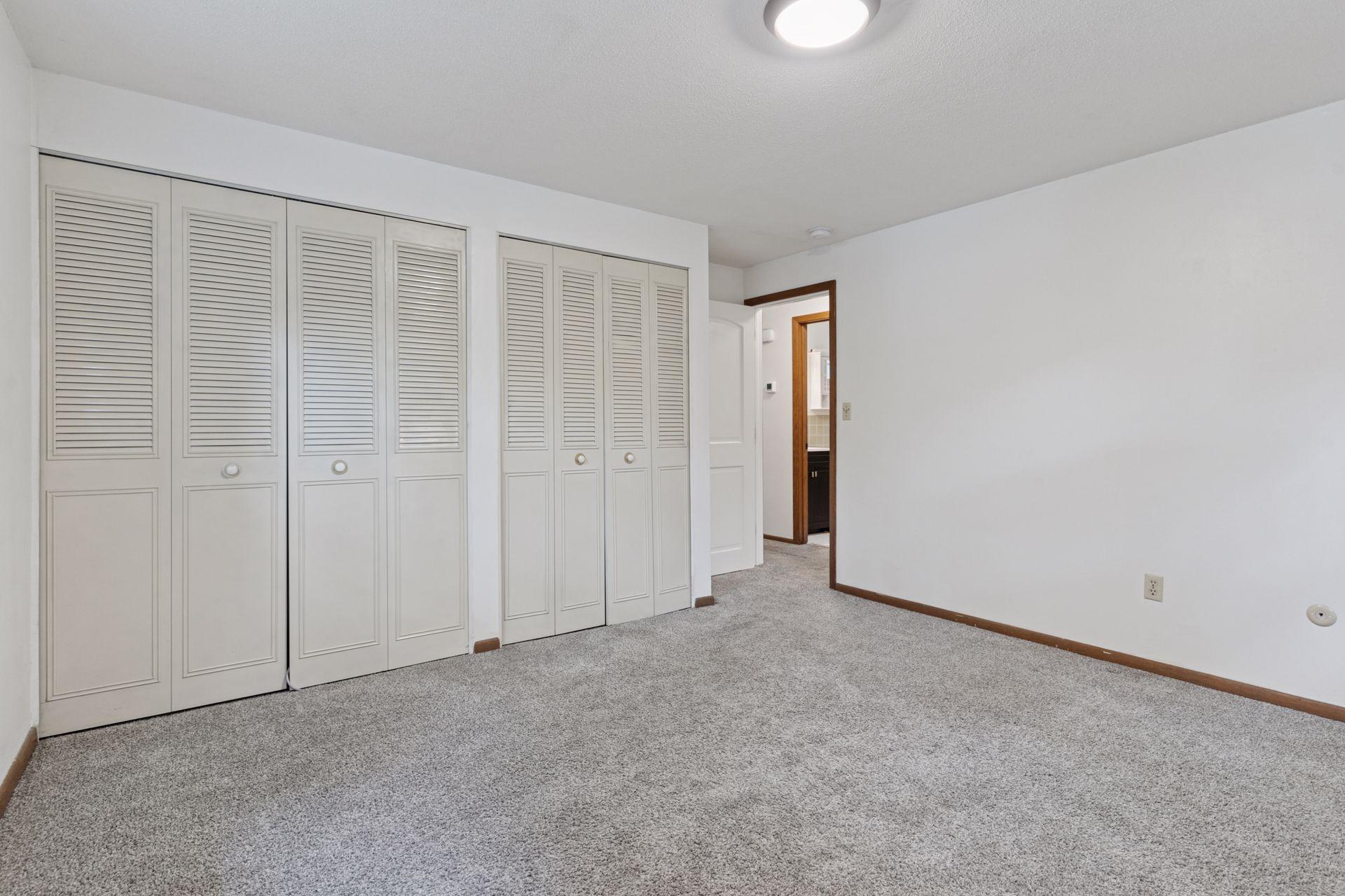 View of Residential Income at 84 Logan Avenue, West Saint Paul MN 55118, West Saint Paul (35 of 45) - Mike Wilen | Minnesota Team Real Estate