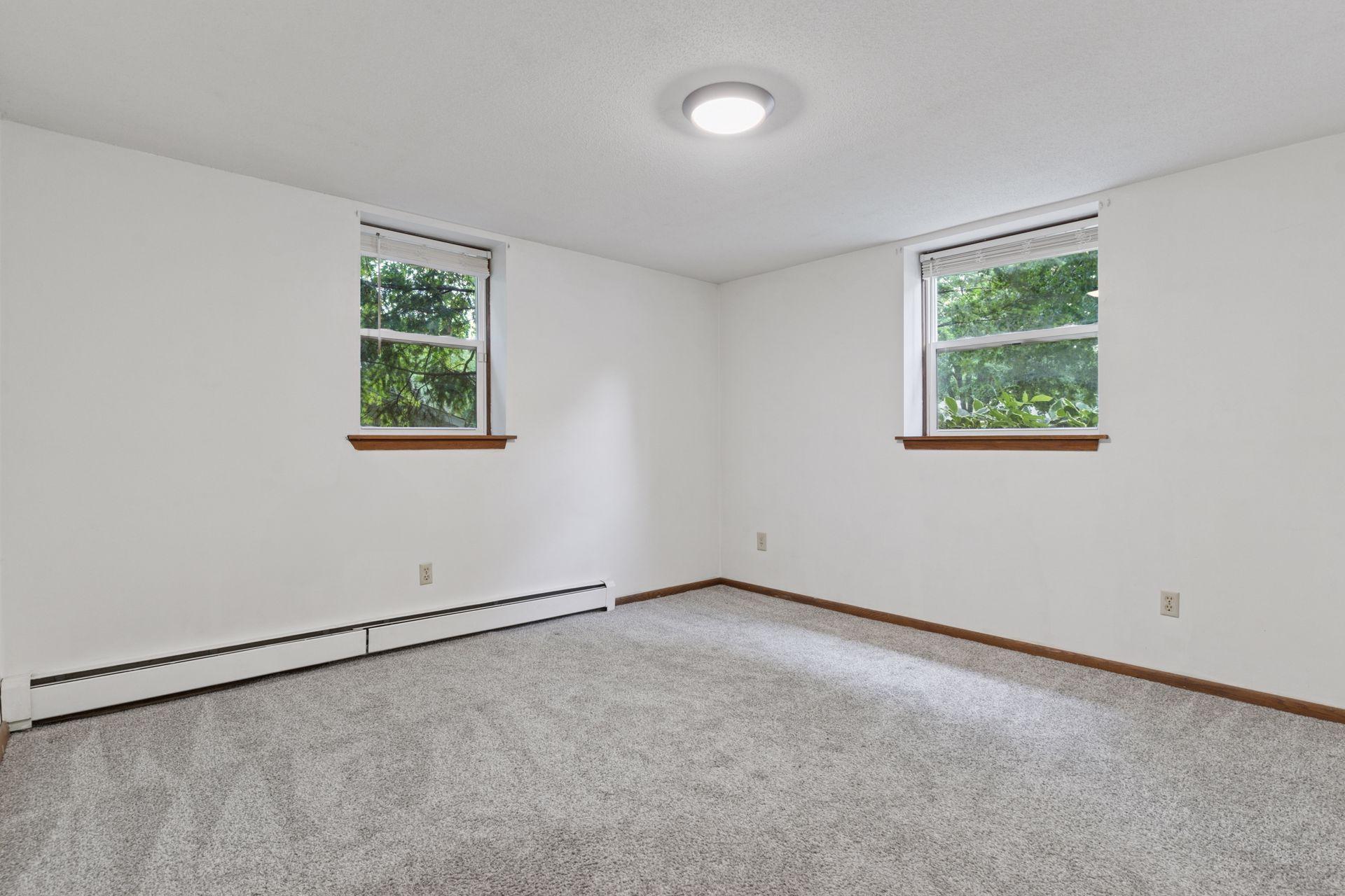 View of Residential Income at 84 Logan Avenue, West Saint Paul MN 55118, West Saint Paul (34 of 45) - Mike Wilen | Minnesota Team Real Estate
