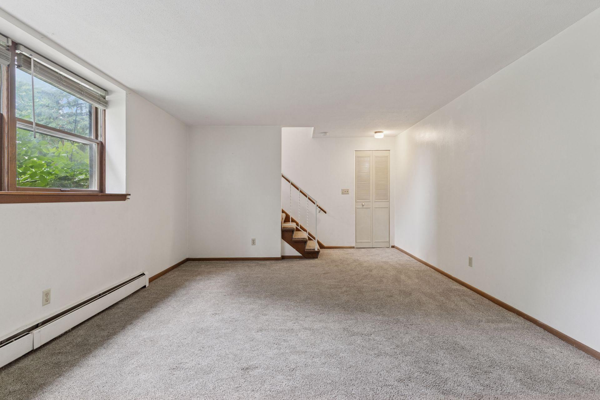 View of Residential Income at 84 Logan Avenue, West Saint Paul MN 55118, West Saint Paul (28 of 45) - Mike Wilen | Minnesota Team Real Estate