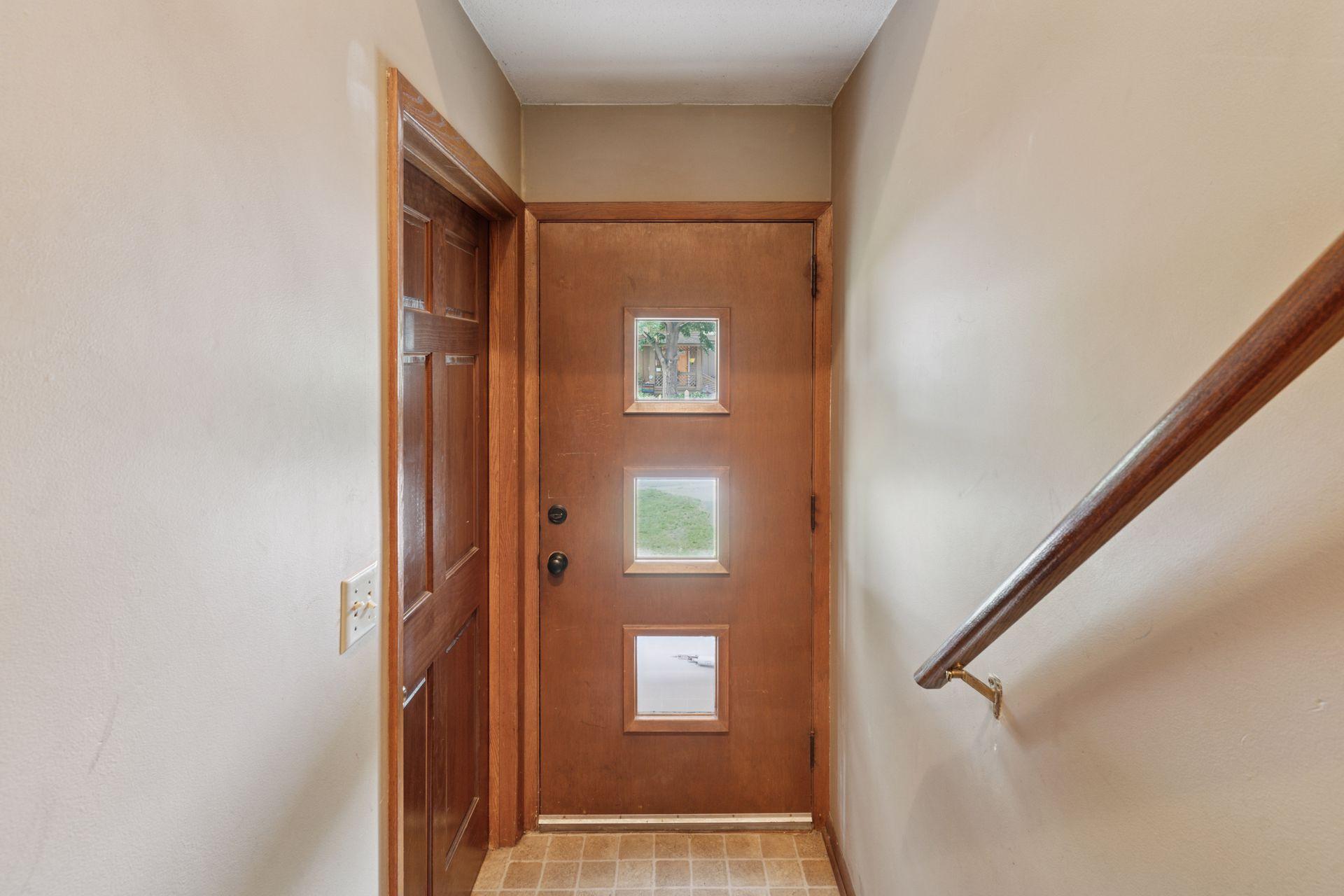 View of Residential Income at 84 Logan Avenue, West Saint Paul MN 55118, West Saint Paul (23 of 45) - Mike Wilen | Minnesota Team Real Estate